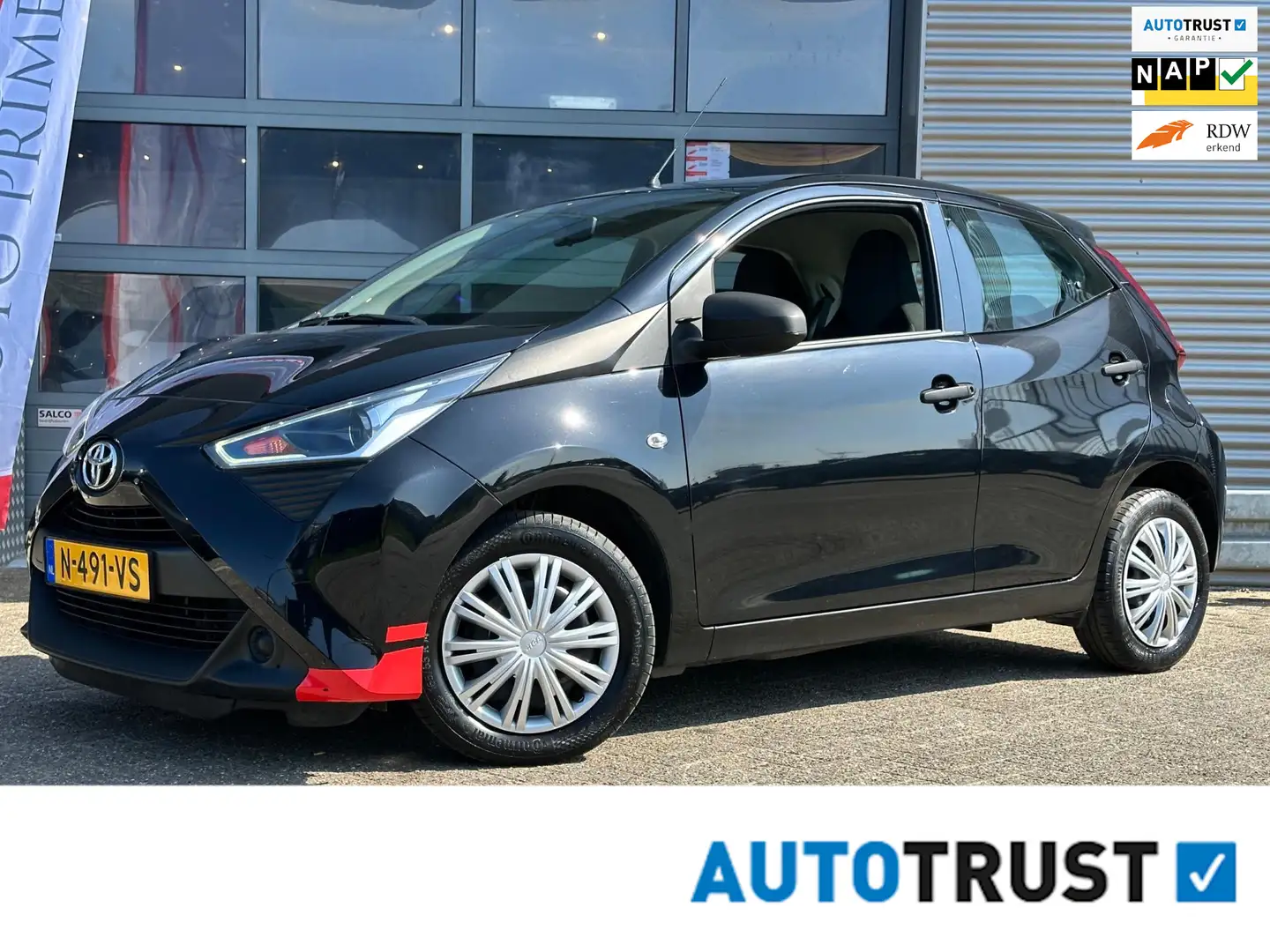 Toyota Aygo 1.0 VVT-i x-fun |Carplay | NAVI | Airco | CRUISECR Zwart - 1