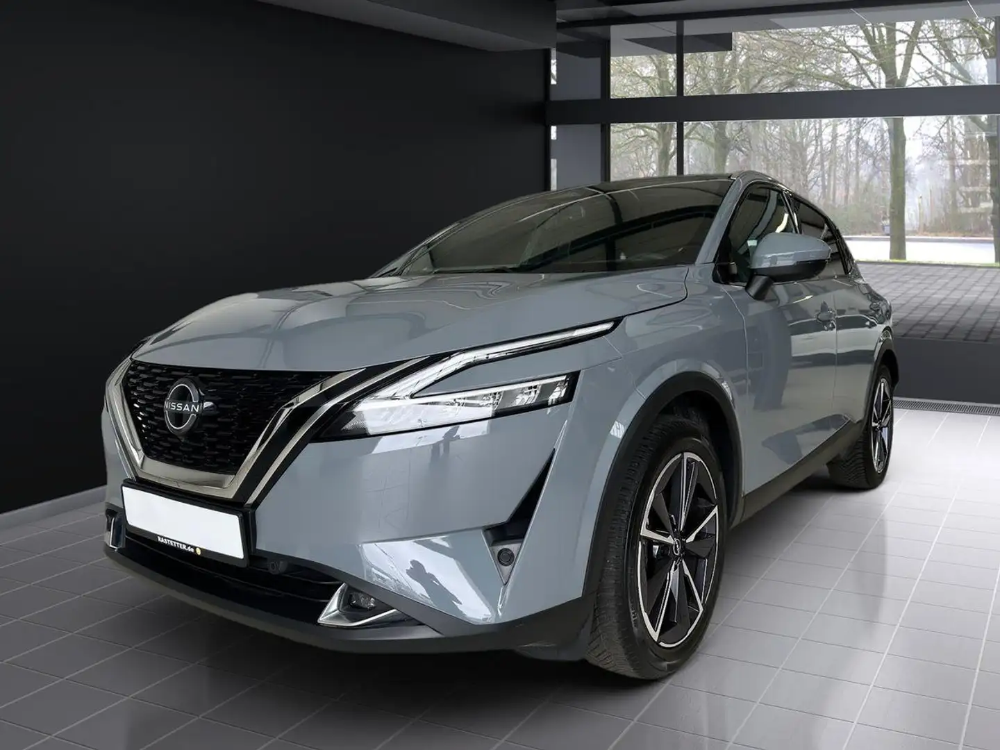 Nissan Qashqai Xtronic 4x4 tekna Pano+Bose+19Z+Design+Business+Pr Grau - 2