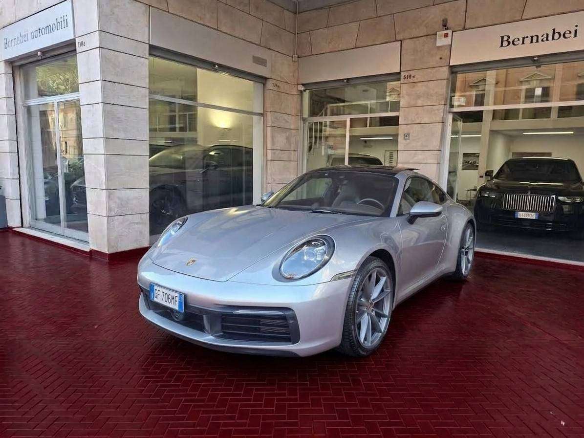 Porsche 992