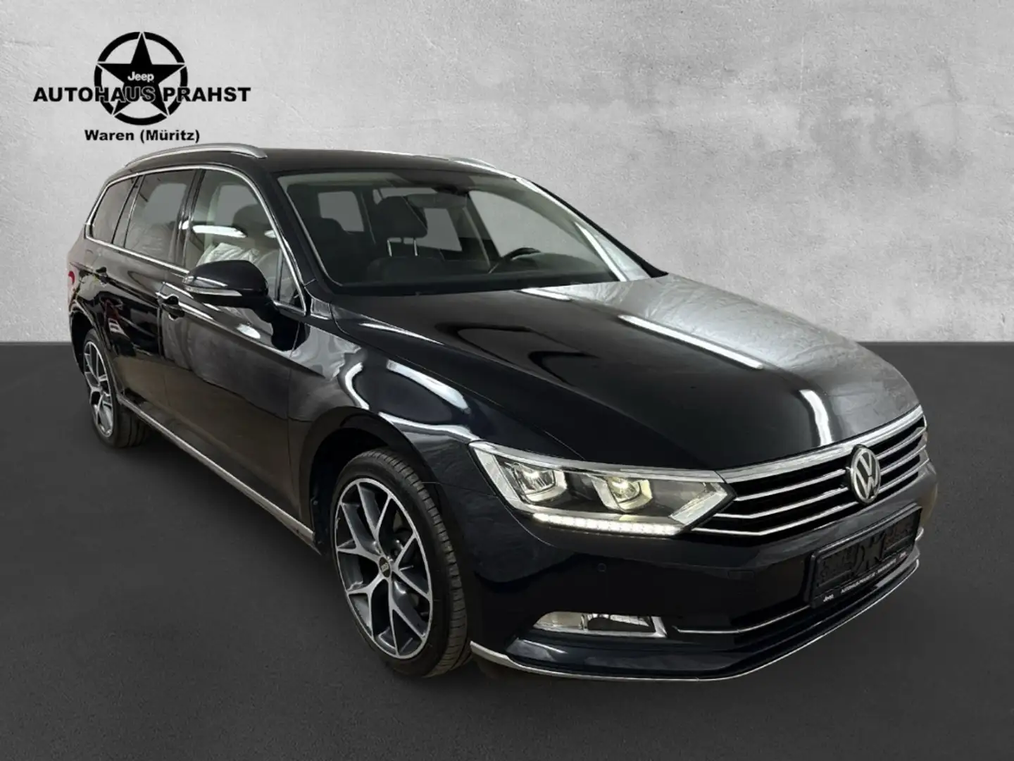 Volkswagen Passat 2.0TDI Highline NAVI LED LEDER ACC DCC Černá - 1