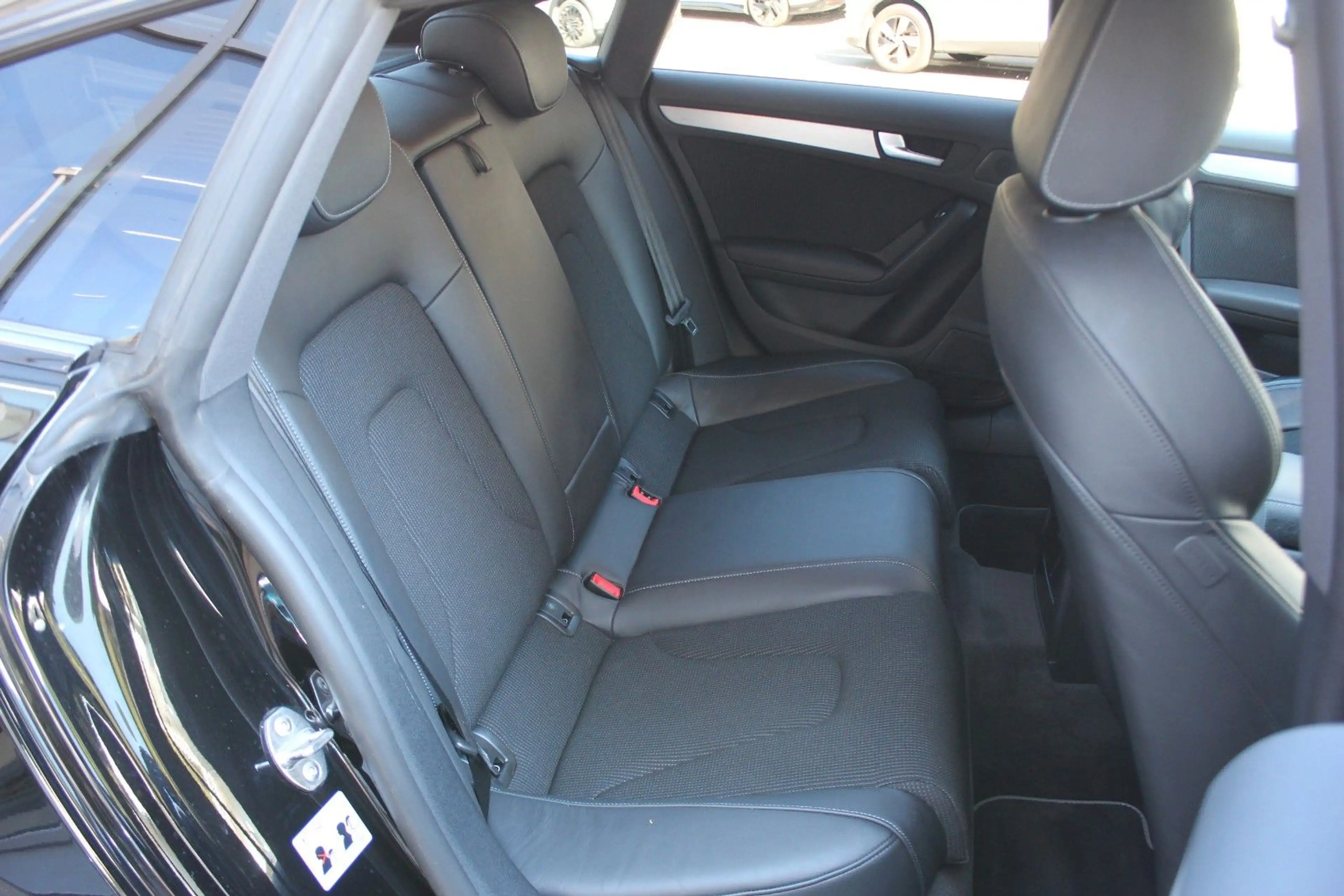 Audi A5 Sportback 2.0 TDI Navi,GRA,S-Line,Xenon — photo 9