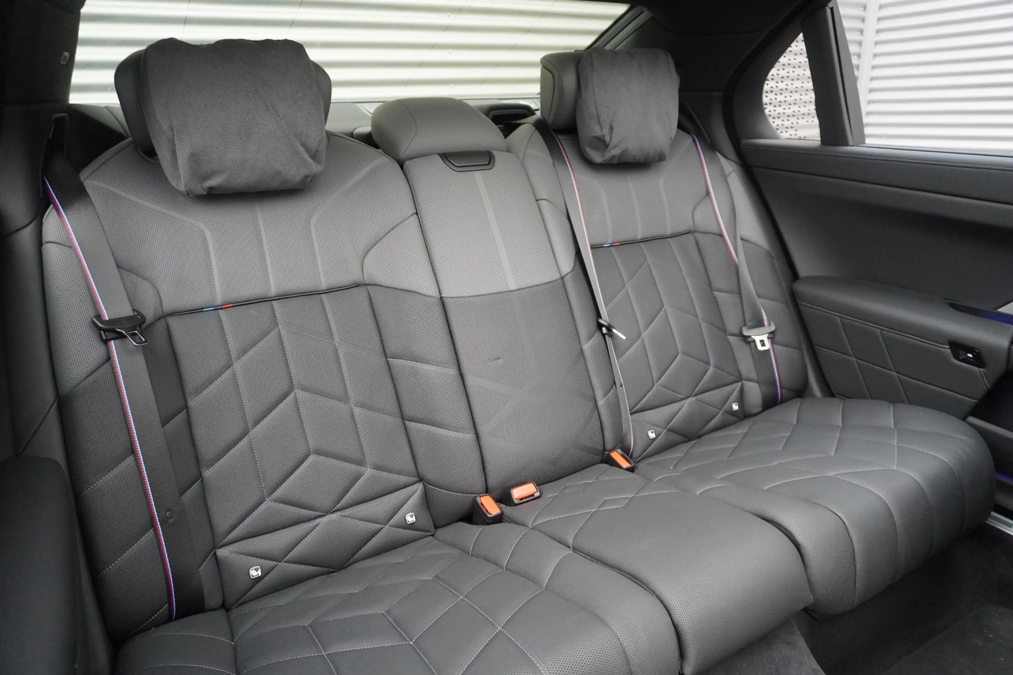 BMW i7 xDrive60 M Sportpakket | Glazen panoramadak Sky Lo — photo 10