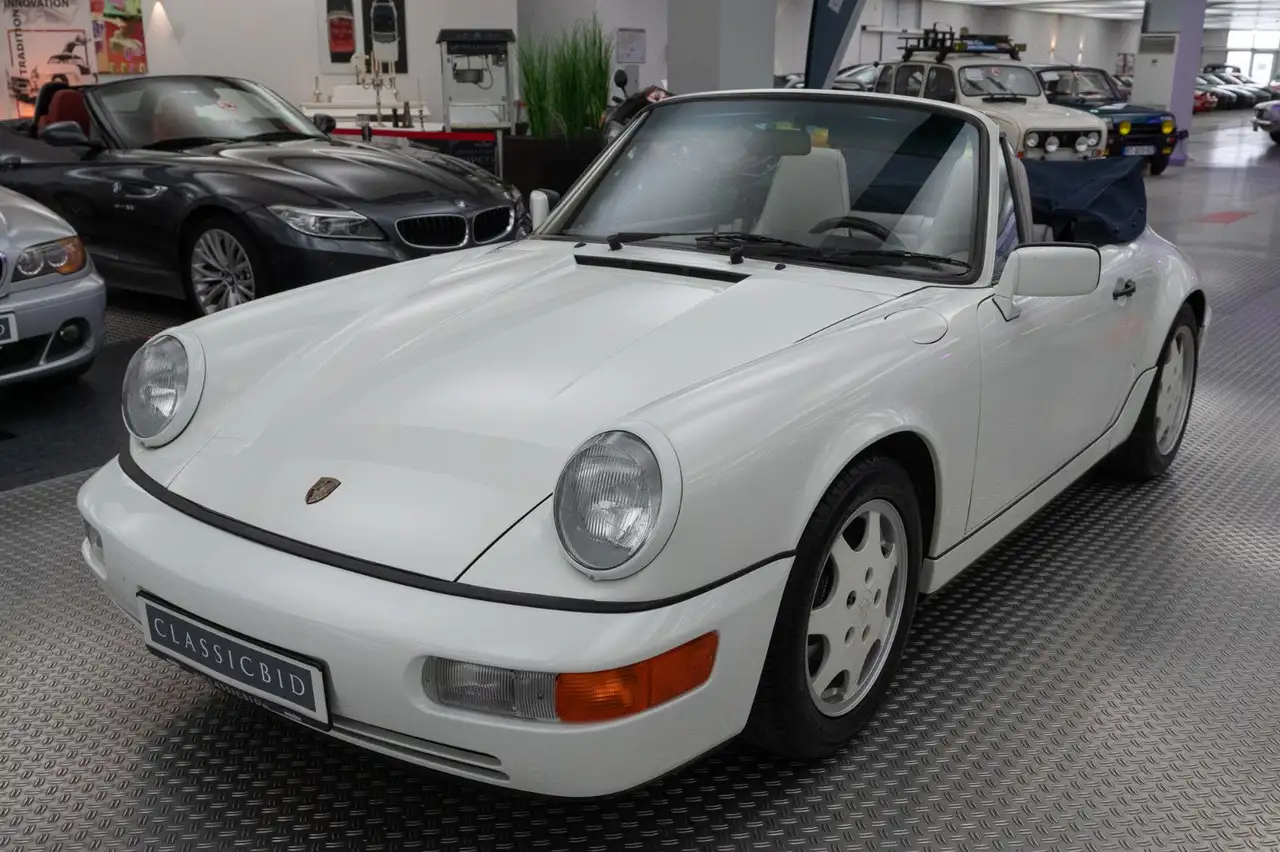 Porsche 964