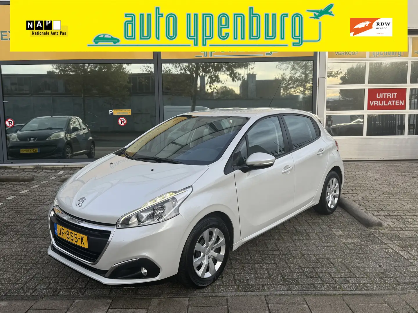 Peugeot 208 1.2 PureTech Blue Lion * Full Map Navigatie * PDC Wit - 1