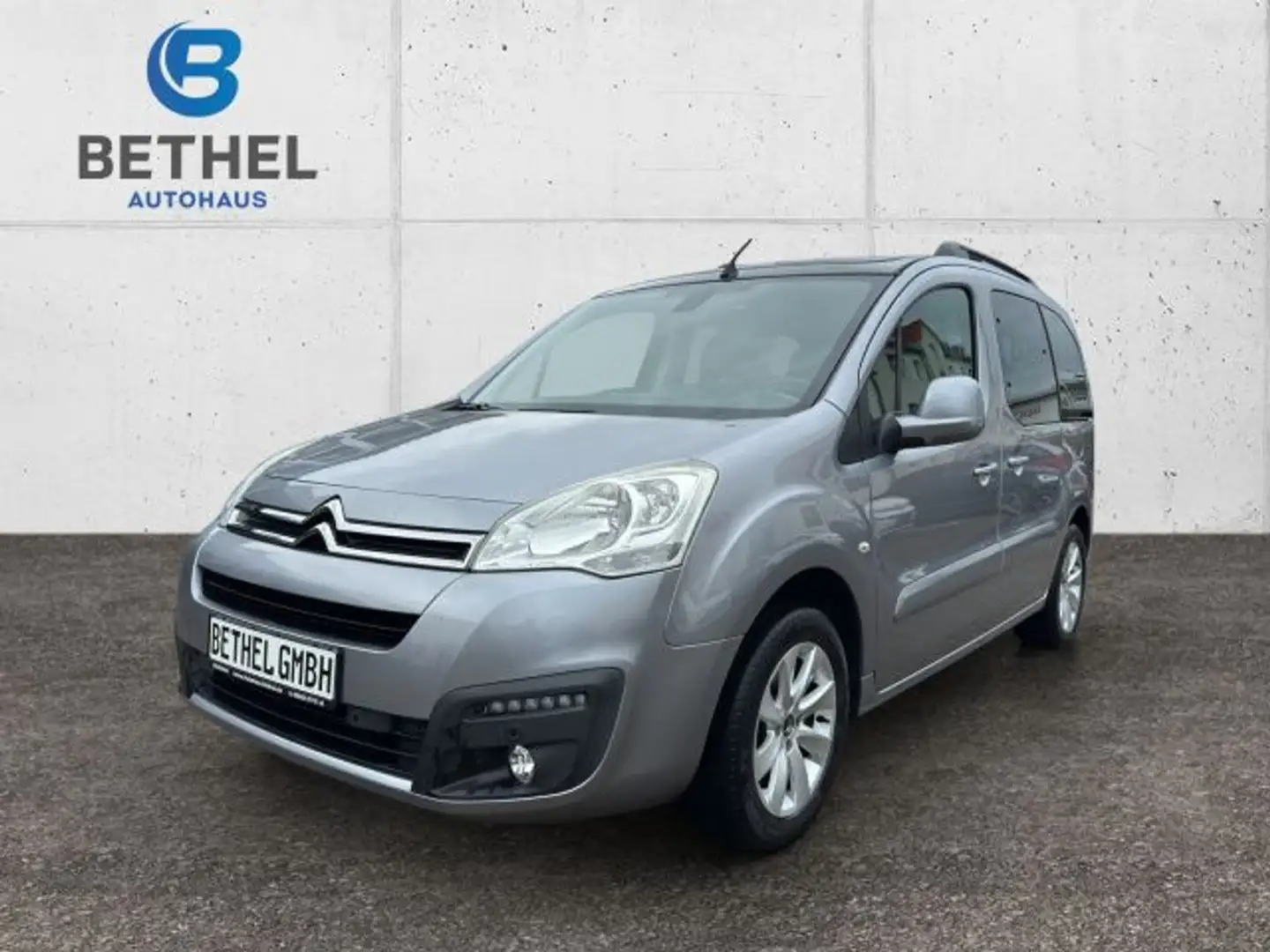 Citroen Berlingo Multispace PureTech 110 SHINE Bluetooth Grau - 1