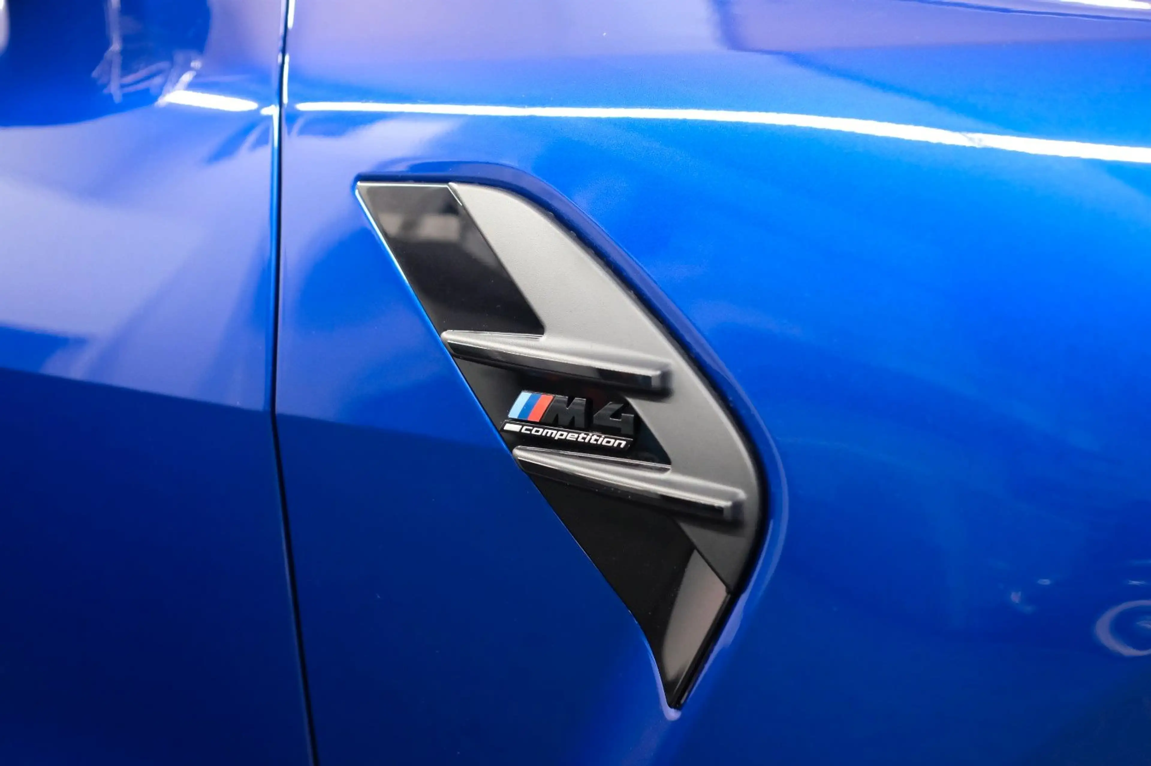 BMW M4 Competition 50 Jahre Edition 1 of 700/CARBON — photo 10