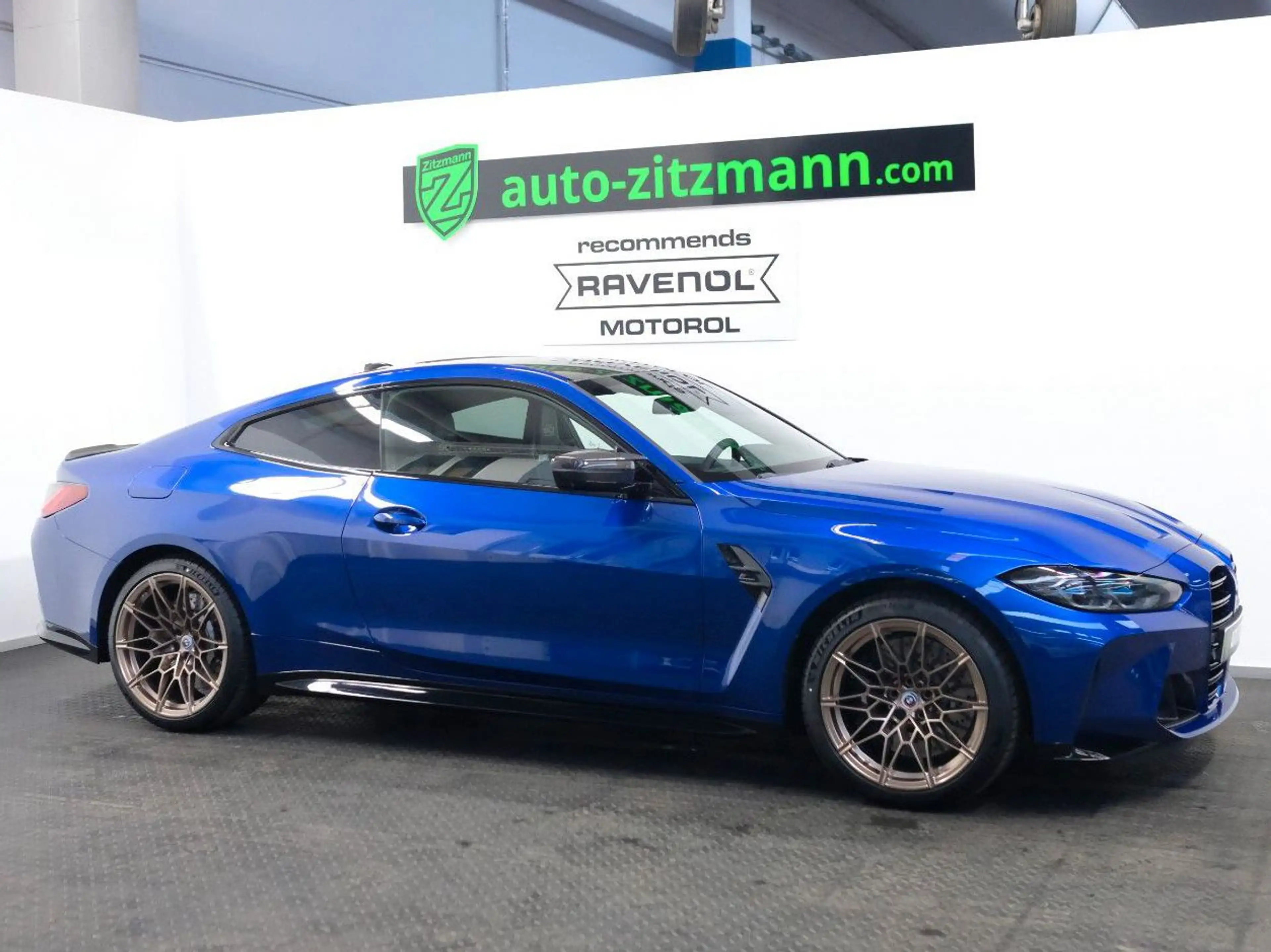 BMW M4 Competition 50 Jahre Edition 1 of 700/CARBON — photo 7