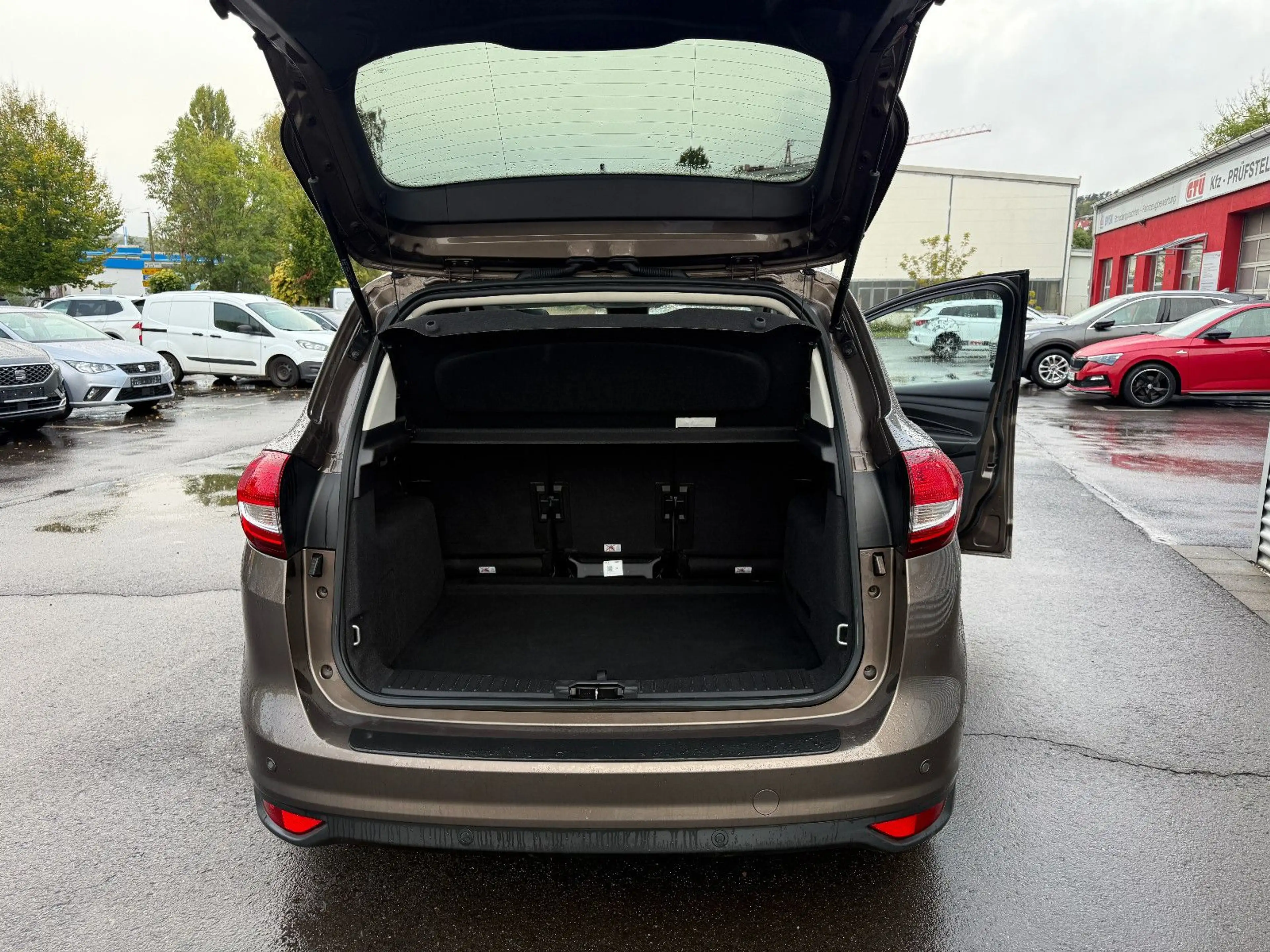 Ford C-Max C-MAX Titanium+Navi+SHZ+P.Dach+LKR-Hzg+Kam — photo 9