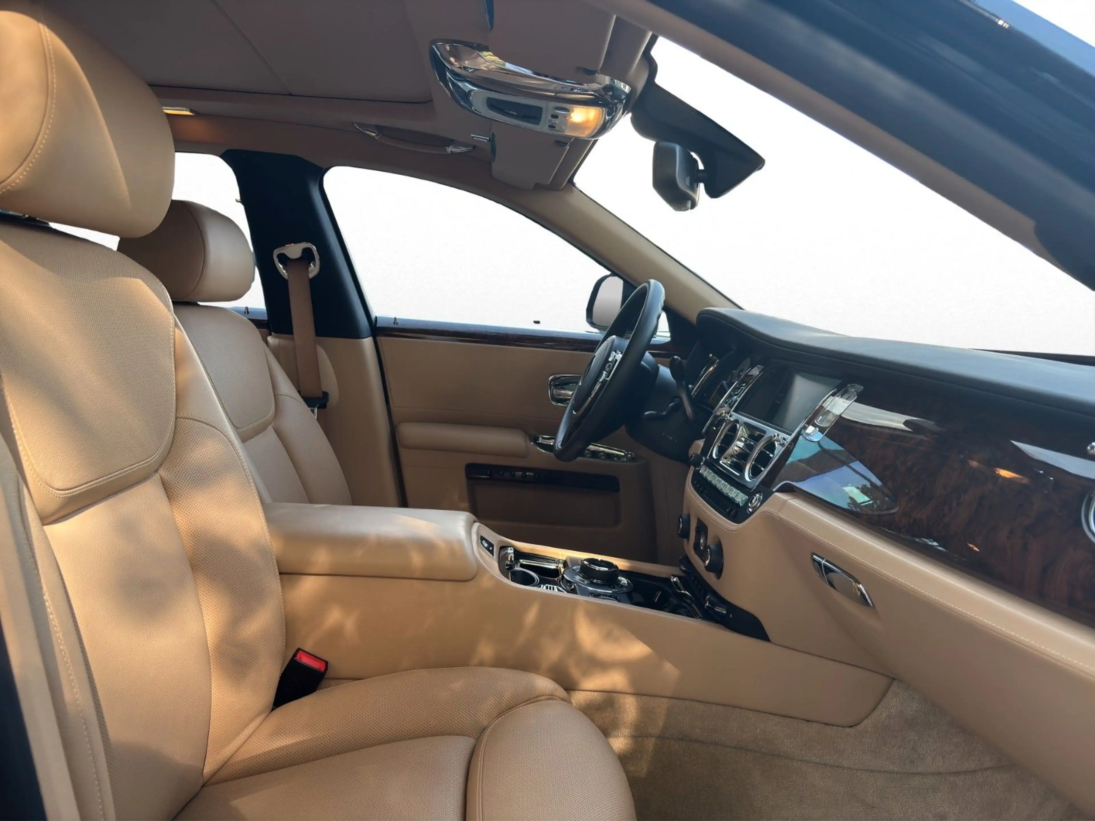 Rolls-Royce Ghost - — photo 11