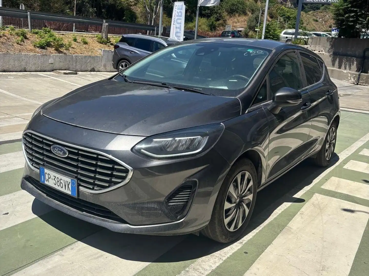 Ford Fiesta Fiesta VII 2022 5p 5p 1.1 Titanium 75cv Gris - 1