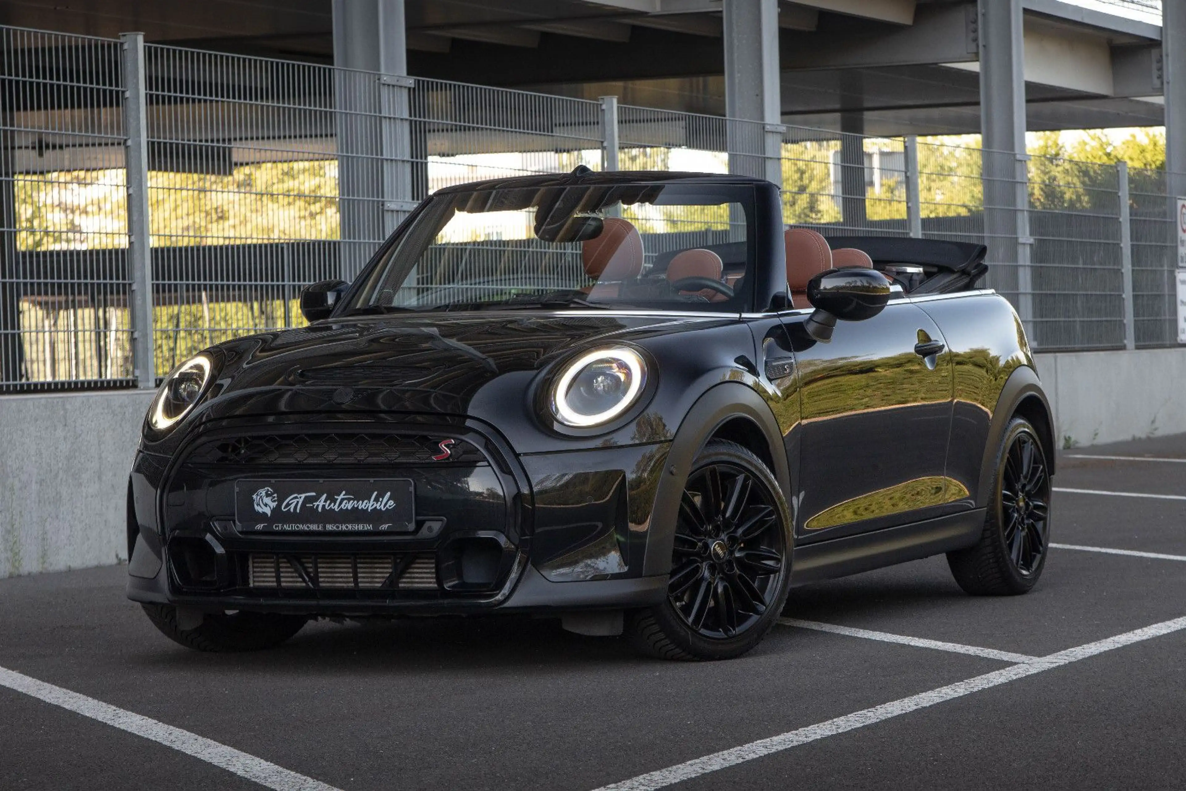 MINI Cooper S Cabrio *HUD*KAM*Leder Chester*h&k*U-FREI — photo 2
