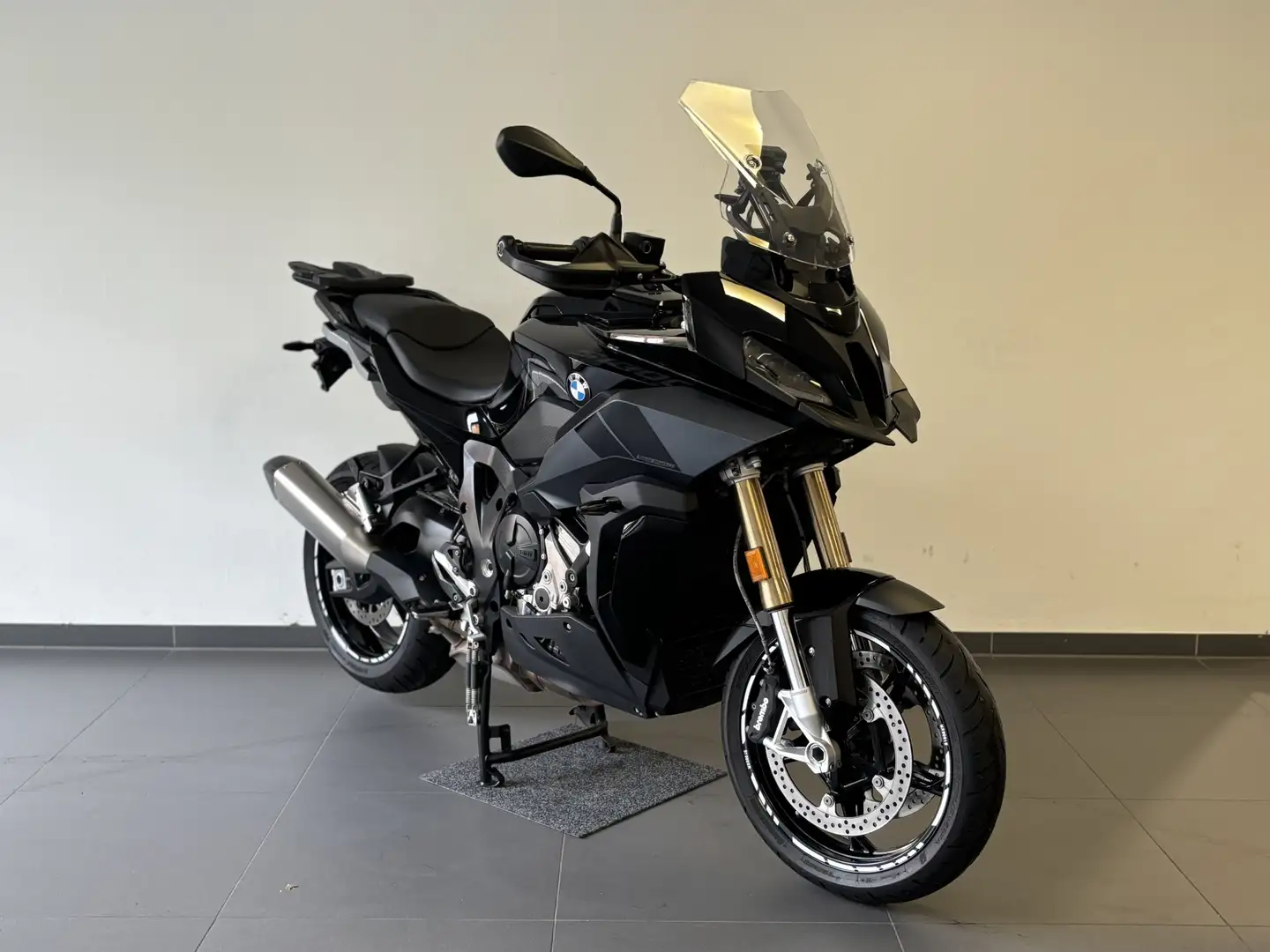 BMW S 1000 XR TripleBlack 2-Pak. + Akra. uvm. I Garantie I Noir - 1
