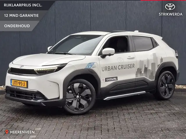 Toyota Urban Cruiser Executive 61 kWh | JBL Premium Sound | Panoramadak