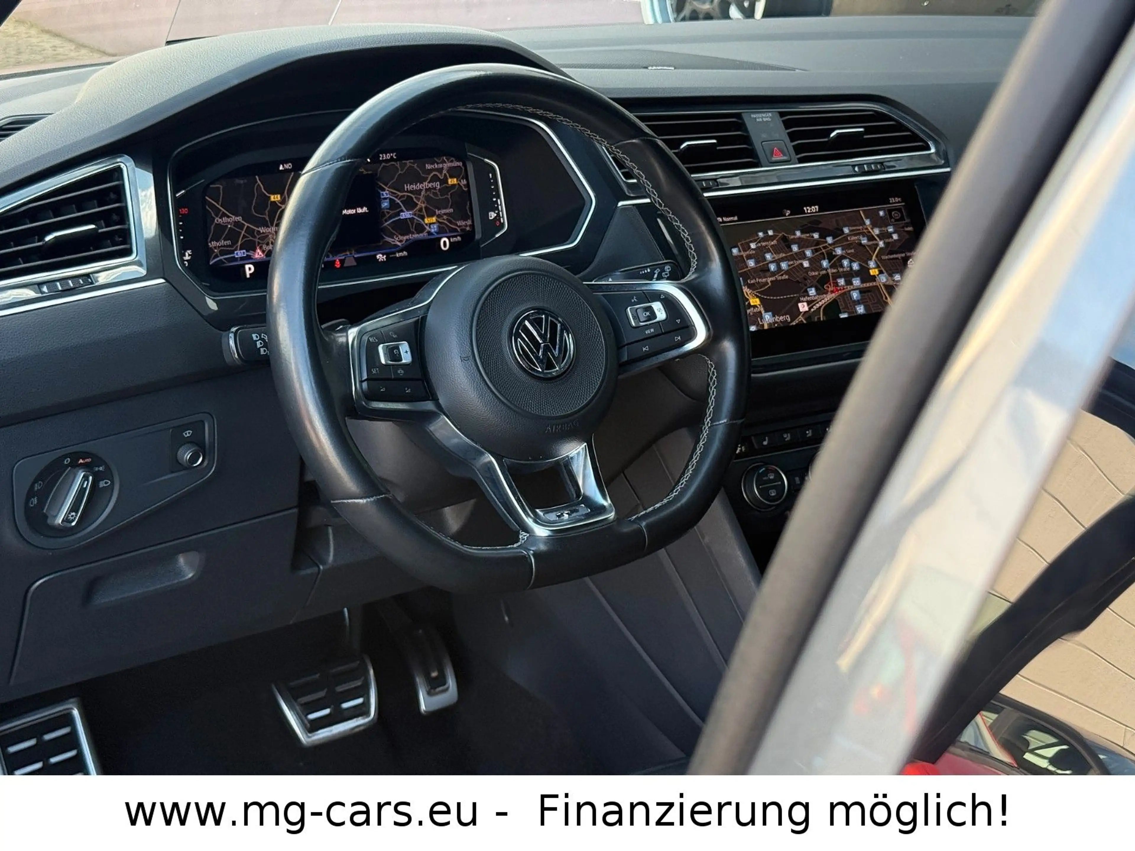 Volkswagen Tiguan Allspace Highline 4Motion~R-Line~7'Sitzer — photo 24
