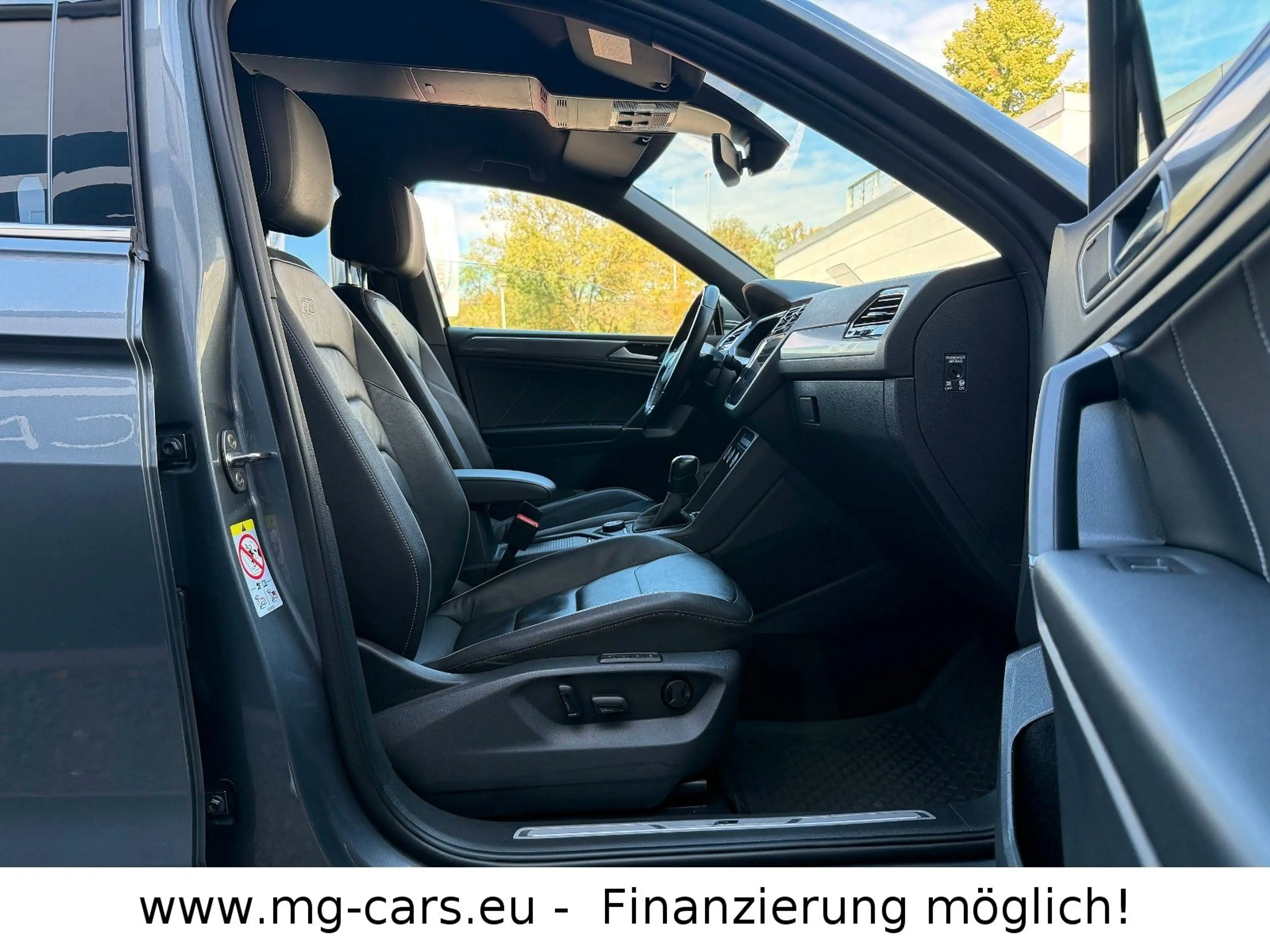 Volkswagen Tiguan Allspace Highline 4Motion~R-Line~7'Sitzer — photo 21