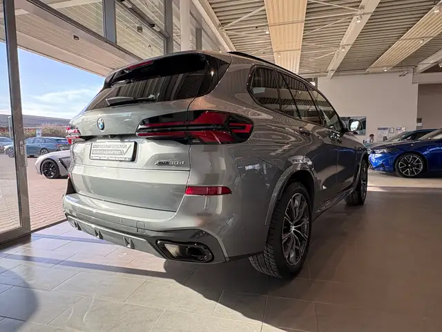 BMW X5 view 6