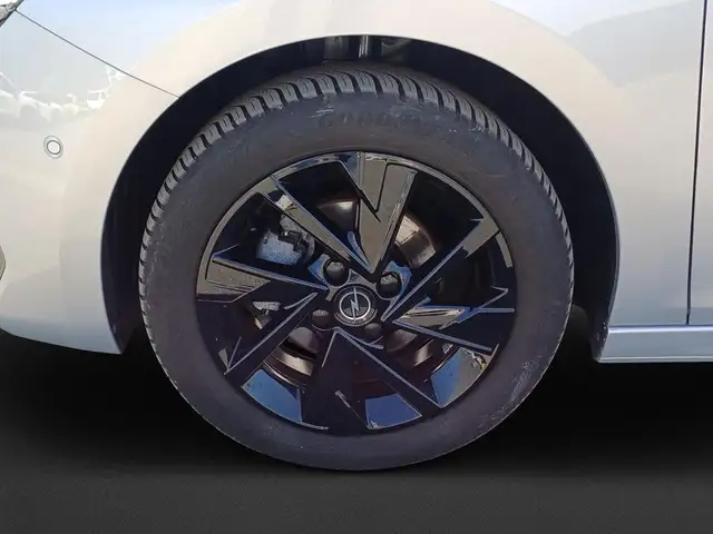 Opel Corsa view 8