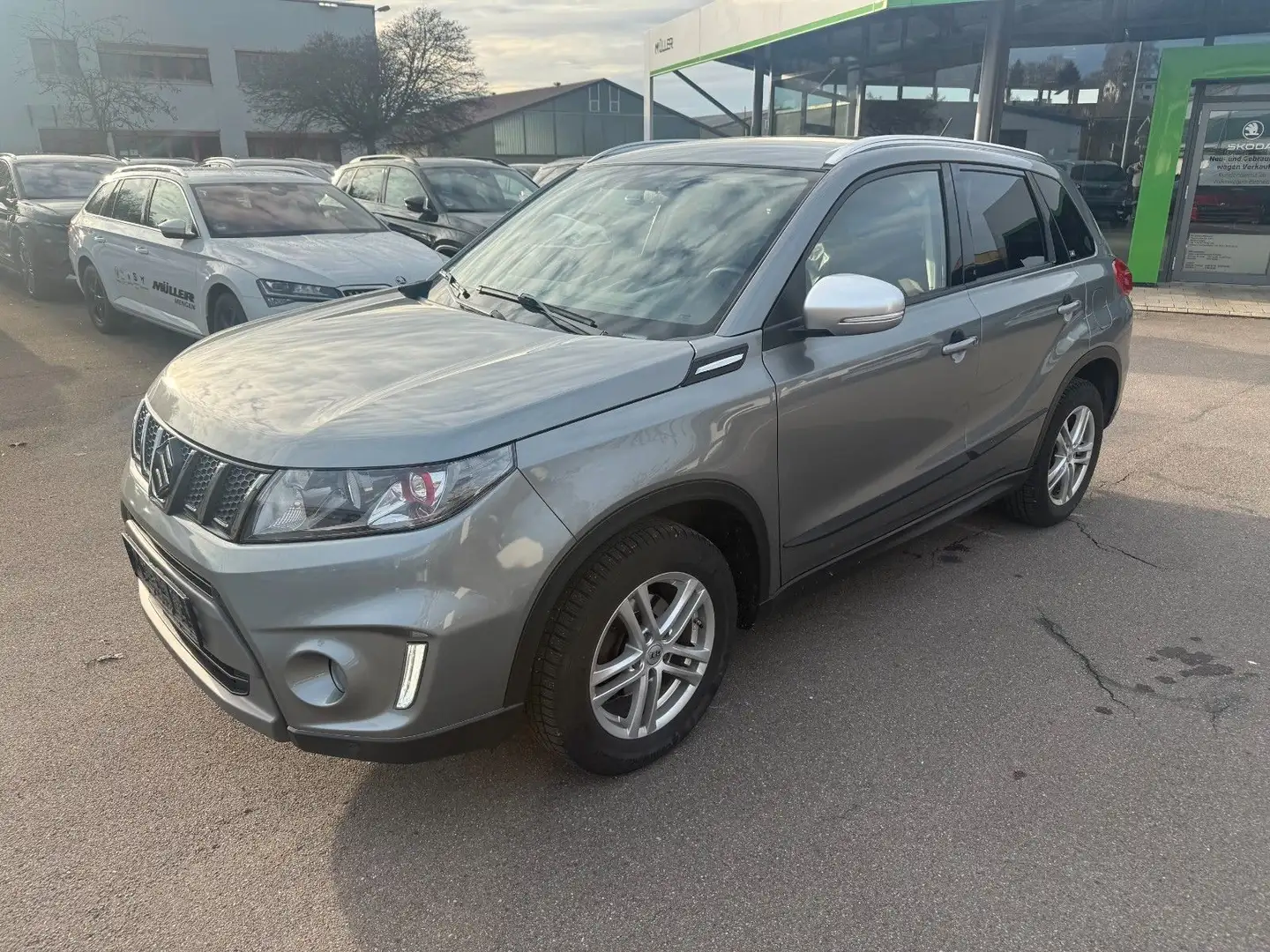 Suzuki Vitara 1.4 S 4x4 BoosterJet ACC|Navi|Teilleder Gris - 1