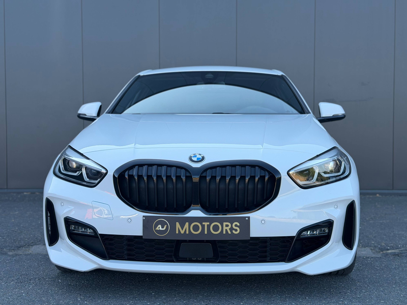 BMW 118 iA 140cv - Pack M - Cockpit - Camera - 19p — photo 5