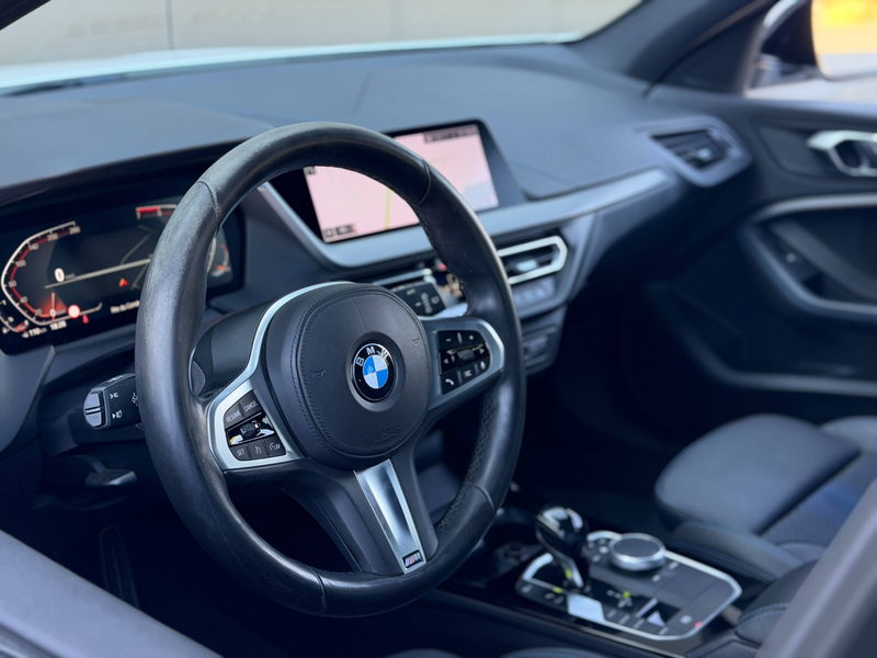 BMW 118 iA 140cv - Pack M - Cockpit - Camera - 19p — photo 14