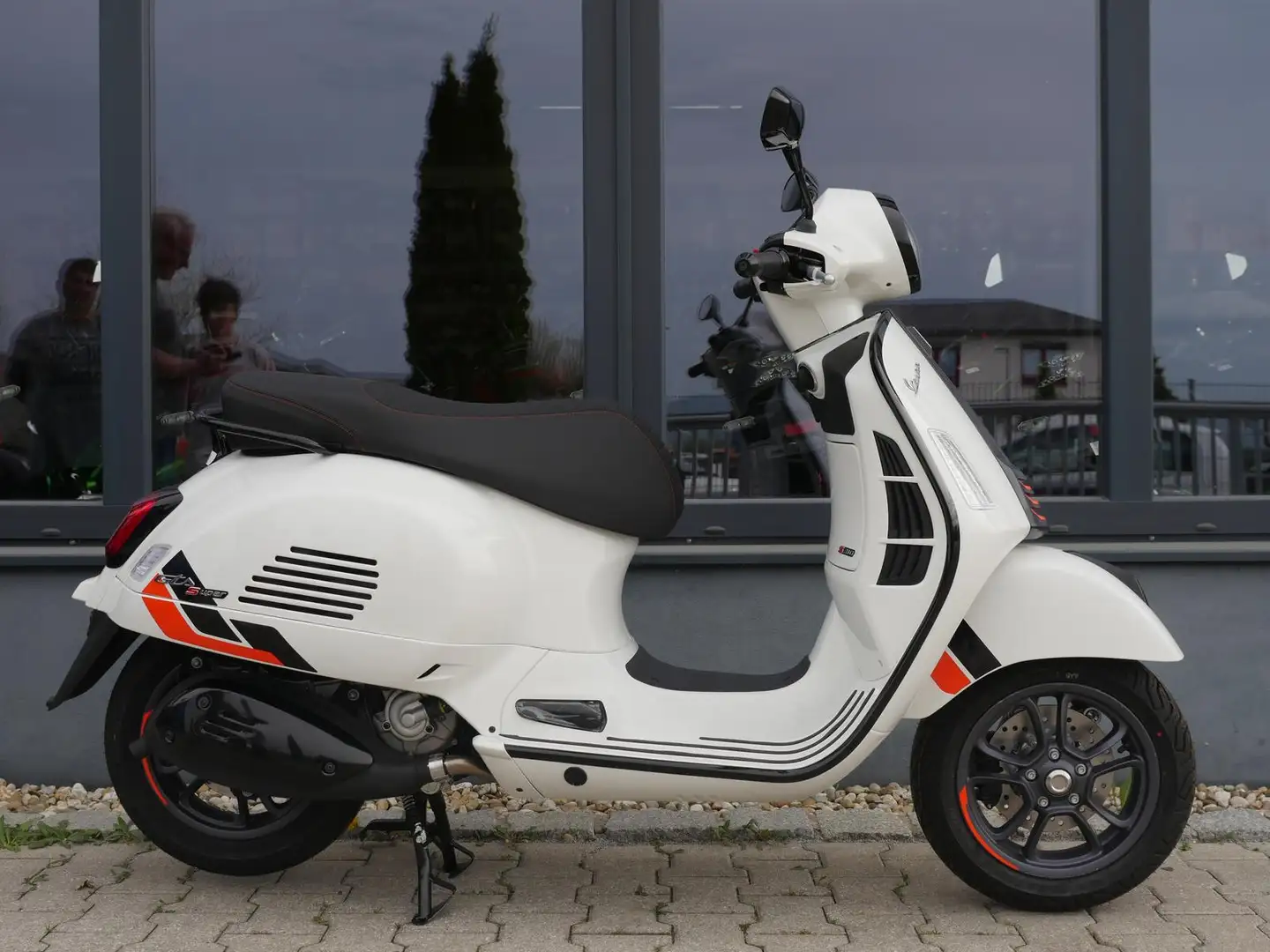 Vespa GTS 310 Supersport / Tech - alle Farben - Lager - 1