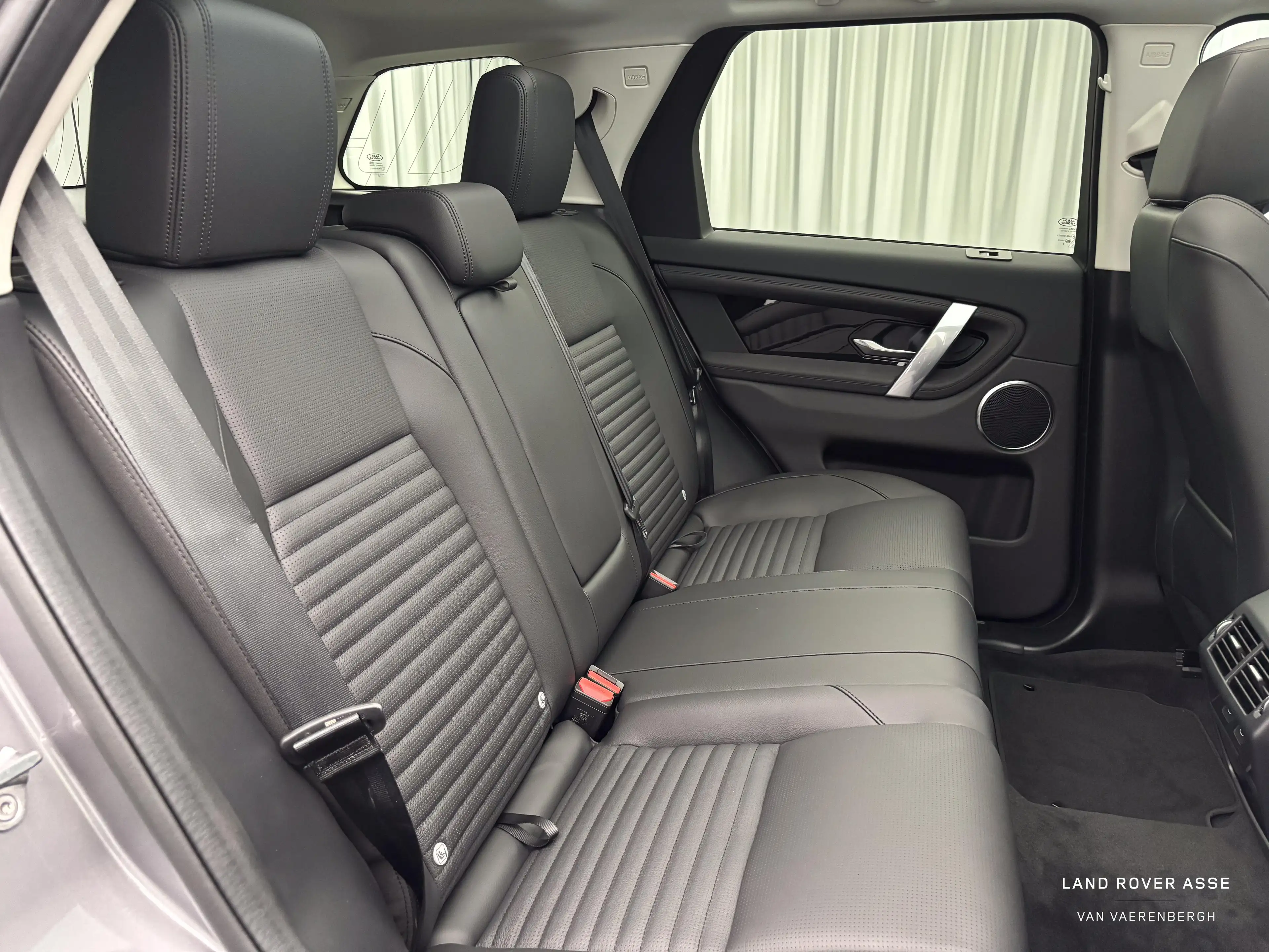 Land Rover Discovery Sport P270e S AWD Auto. 25.5MY — photo 5