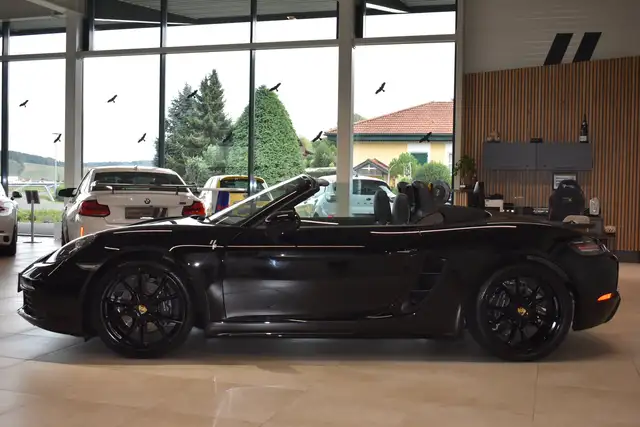 Porsche 718 Boxster // Sportabgas // 19.000km Ansicht 6