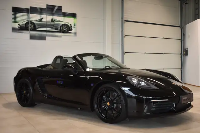 Porsche 718 Boxster // Sportabgas // 19.000km Ansicht 7