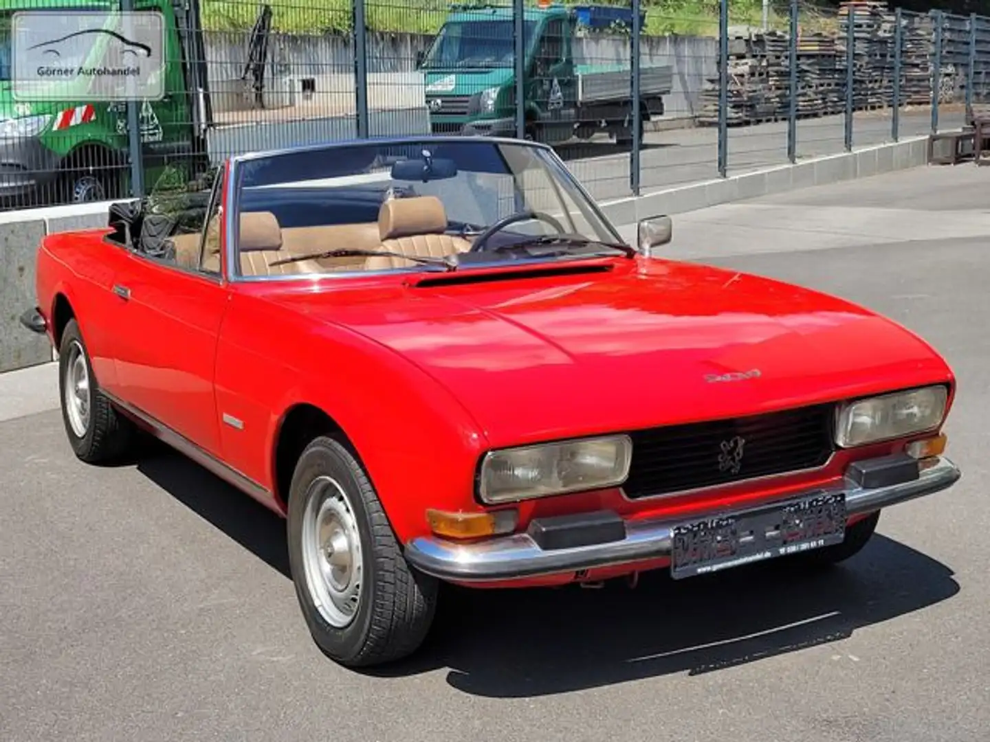 Peugeot 504 Cabrio mit H-Kennzeichen Rot - 1