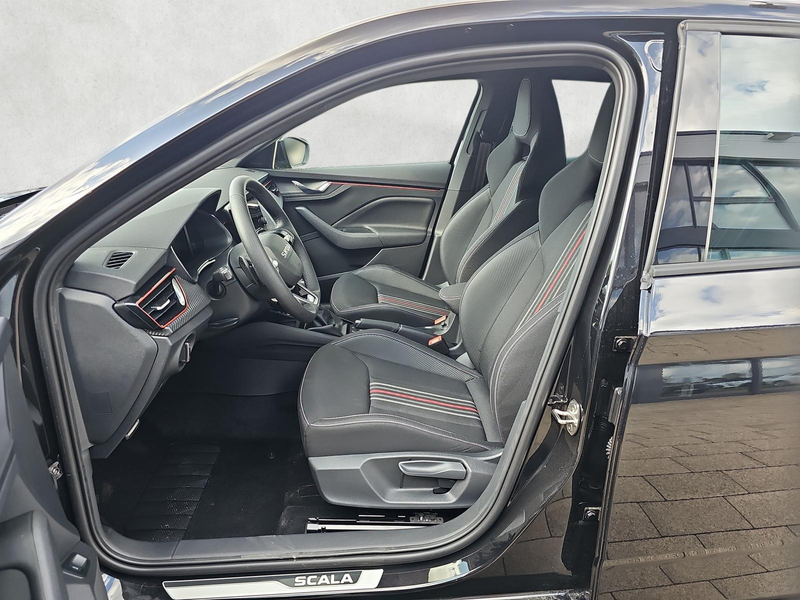 Skoda Scala Monte Carlo 1.5 TSI DSG Matrix Pano AHK — photo 10