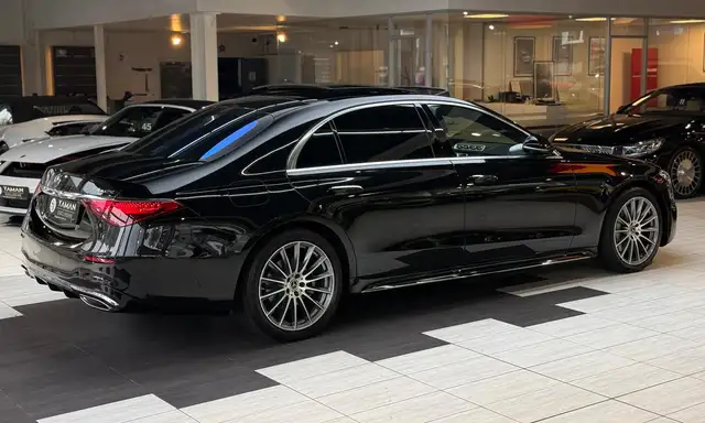 Mercedes-Benz 450 view 5