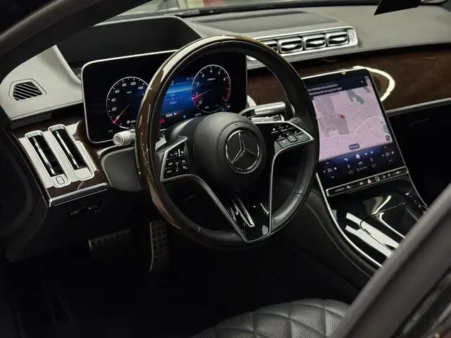 Mercedes-Benz 450 view 14