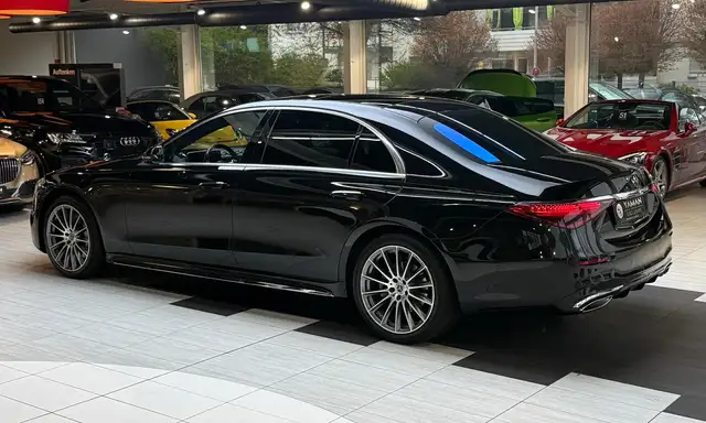 Mercedes-Benz 450 view 7