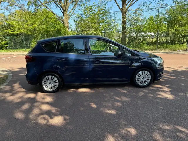 Ford C-Max view 7