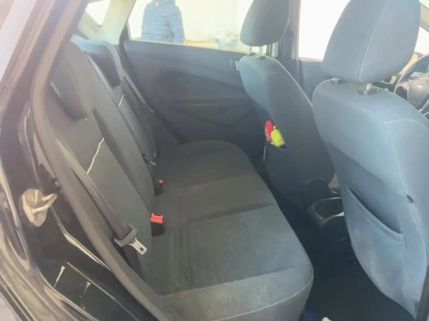 Ford Fiesta Fiesta Ikon 1.4 TDCi 70CV 5p. Business Schwarz - 1