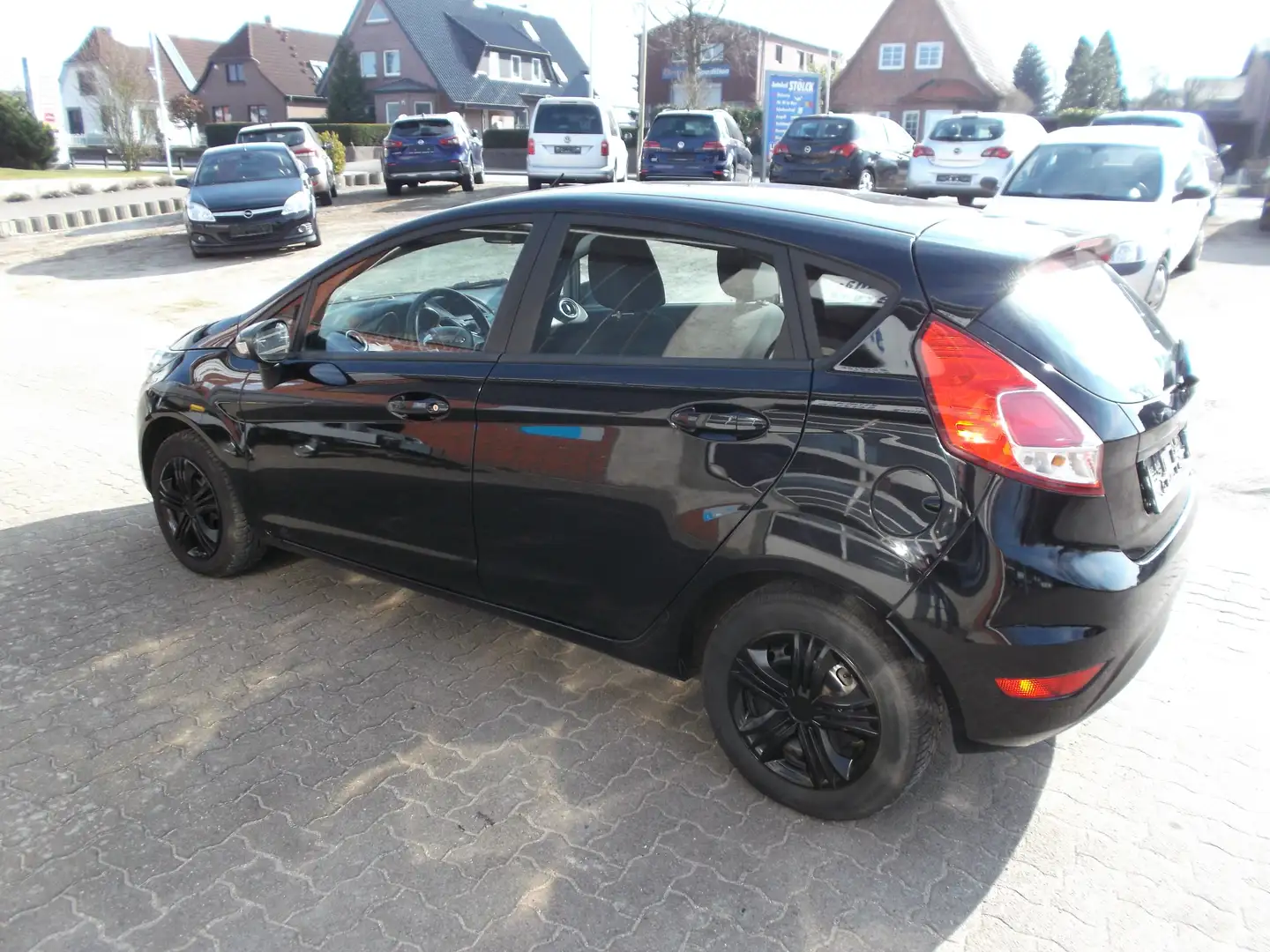 Ford Fiesta Trend - Zahnriemen/Wapu/Service neu Schwarz - 2