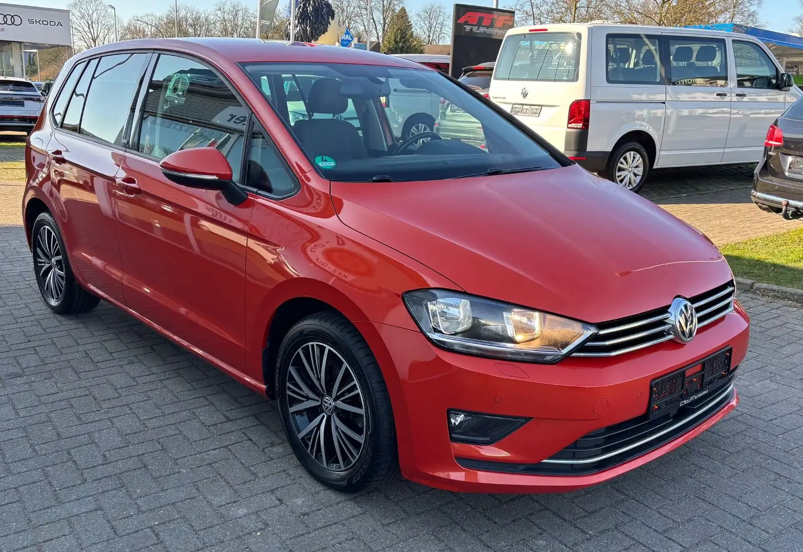 Volkswagen Golf Sportsvan /Navigation Orange - 2
