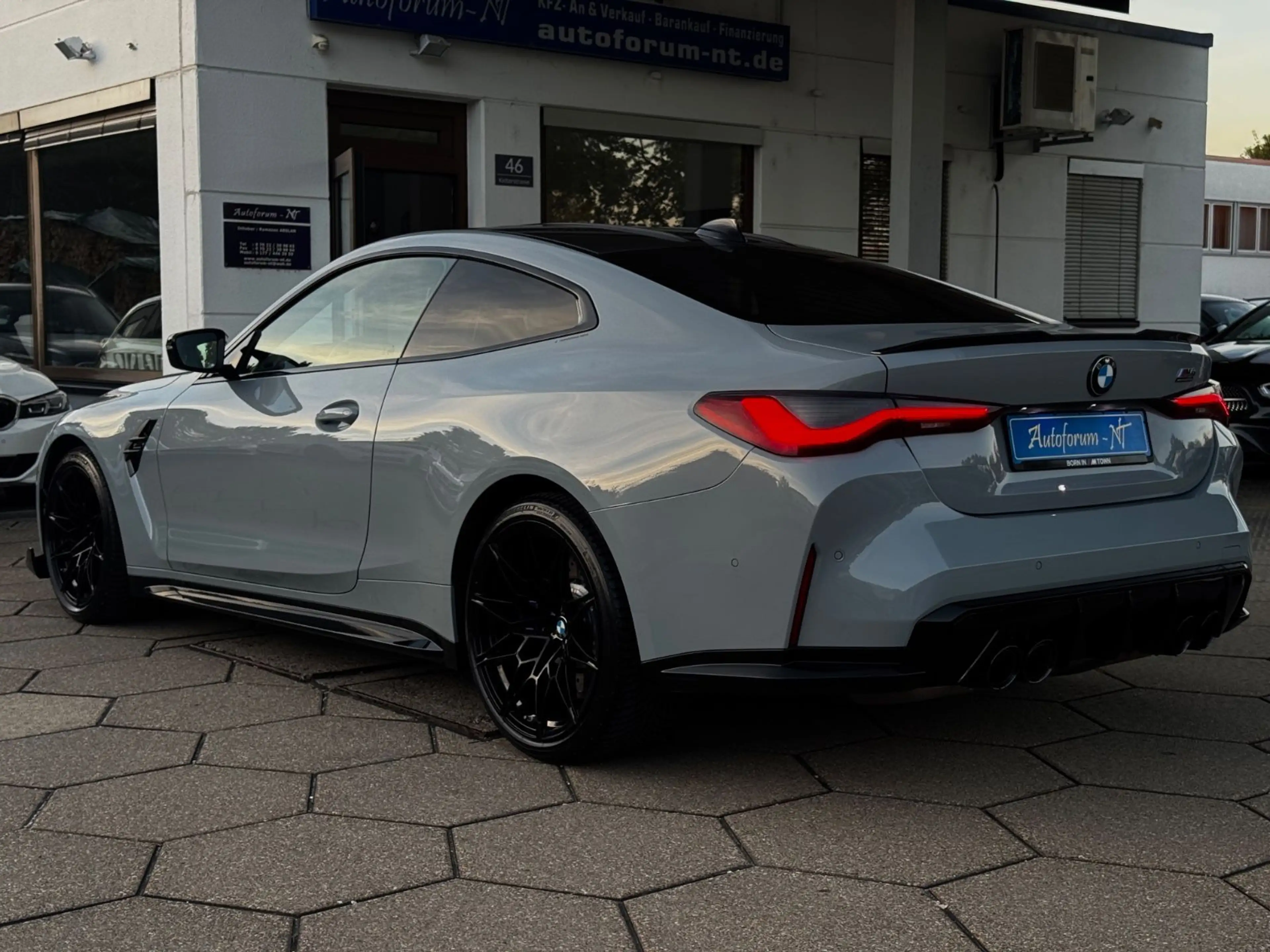 BMW M4 Competition/CSL/SCHALENSITZE/KEYLESS/HUD/H&K — photo 7