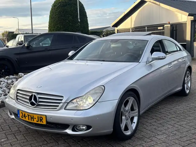 Mercedes-Benz CLS 500 CLS500 V8 Benzine Grijs 2005 Schuifdak Youngtimer