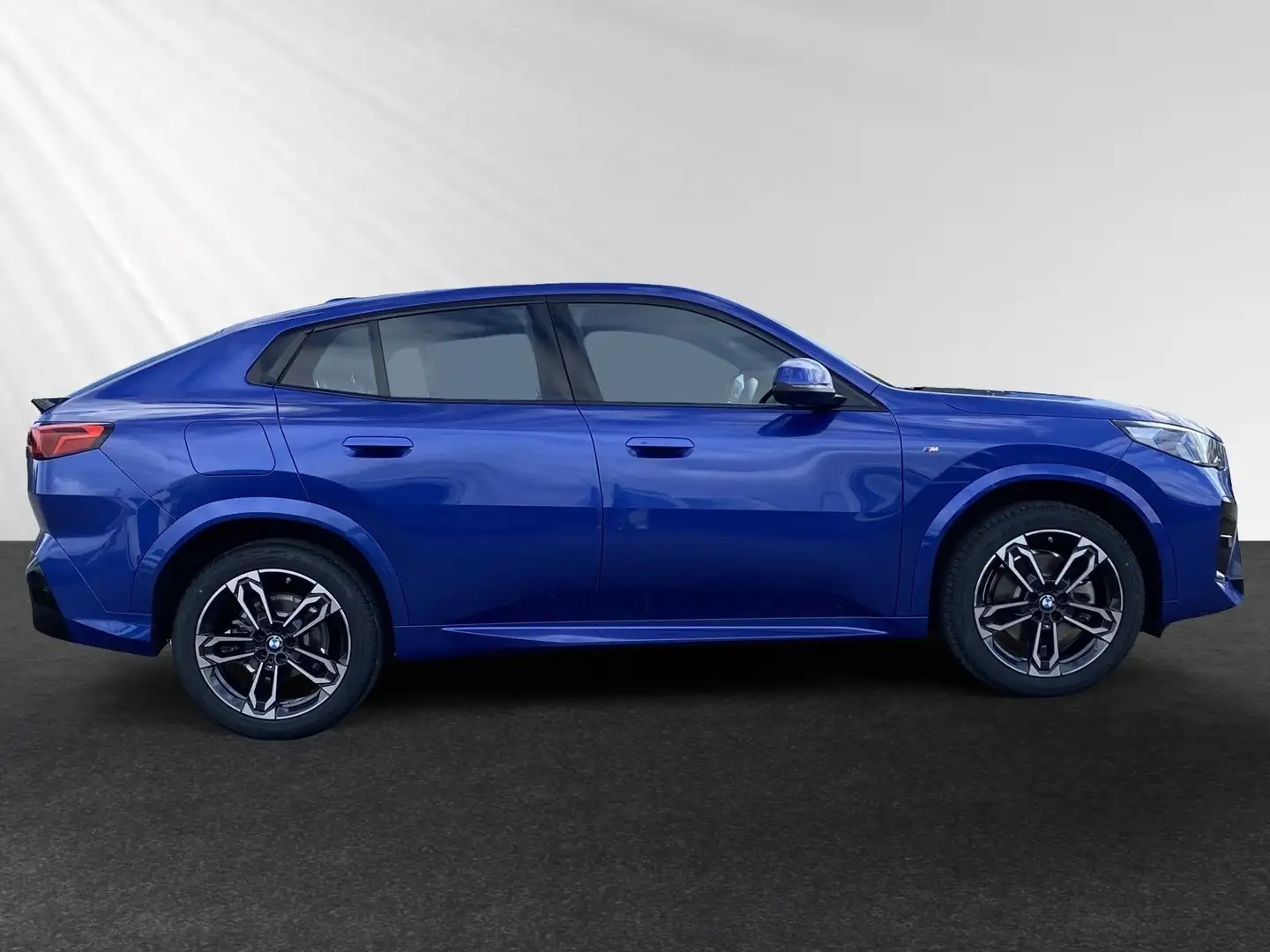 BMW X2 sDrive20i M Sport|Driving&ParkingAss.|19"LMR Blau - 2
