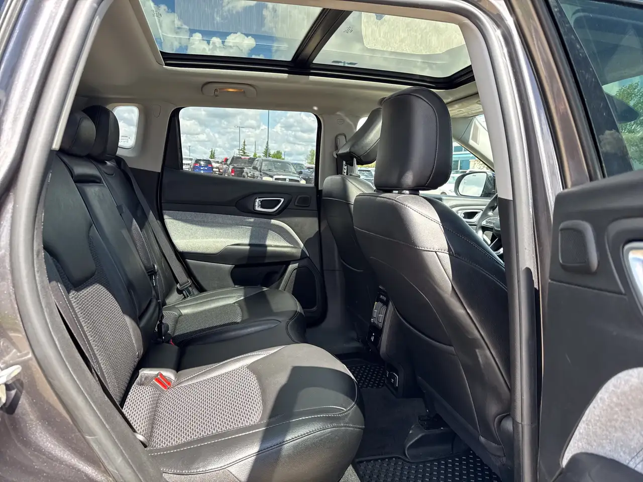 Jeep Compass fotografie Jeep Compass