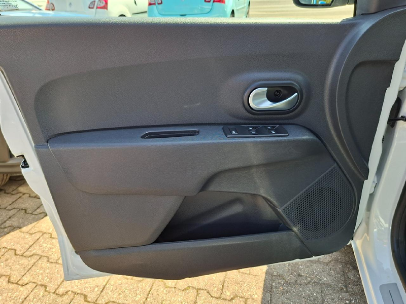 Dacia Lodgy Stepway Selection*Navi*DAB*Klima*Kamera*Tempomat — photo 7