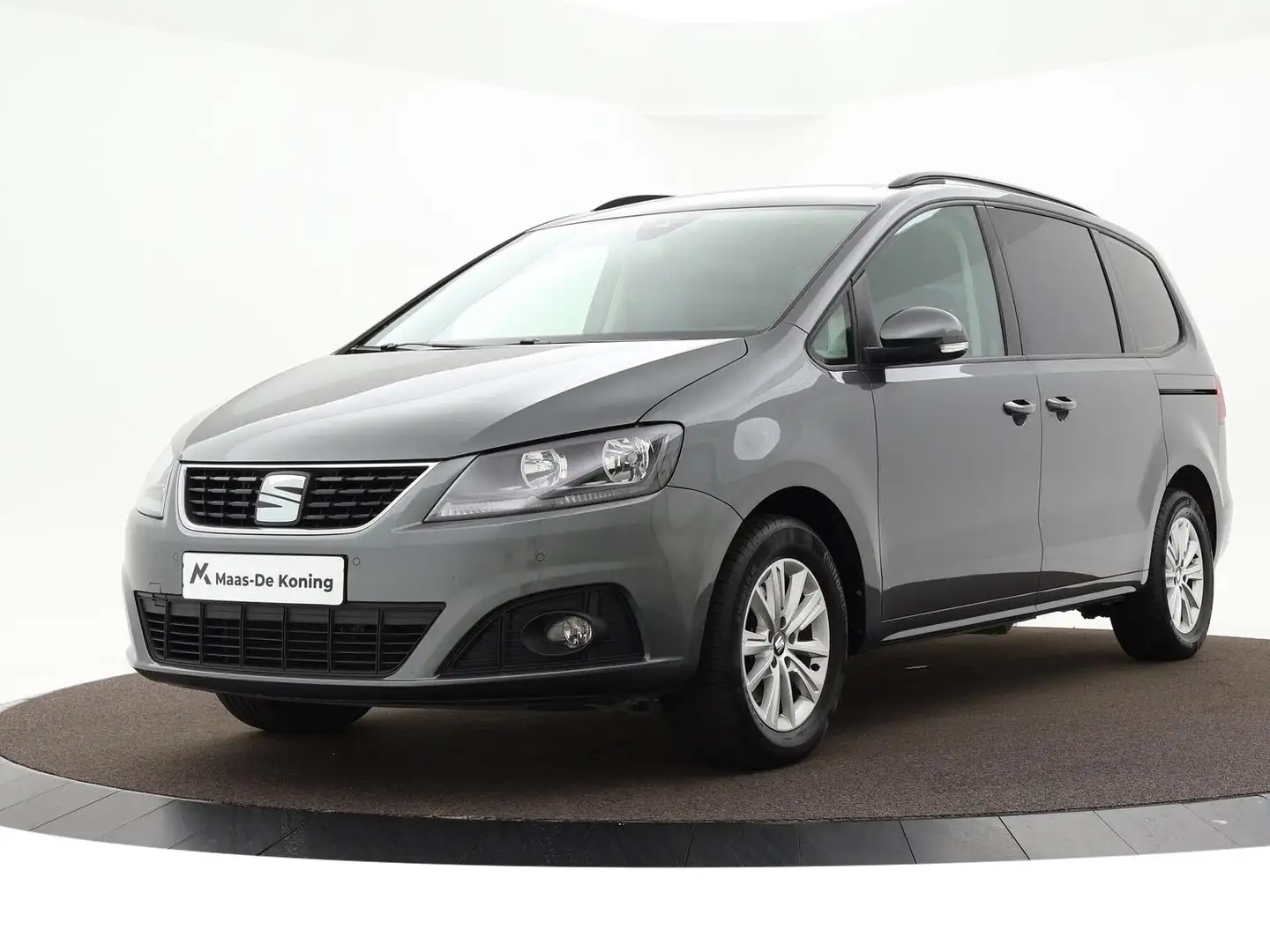 SEAT Alhambra 1.4 TSI 150pk DSG Style 7p. · Camera · Side Assist Grijs - 1
