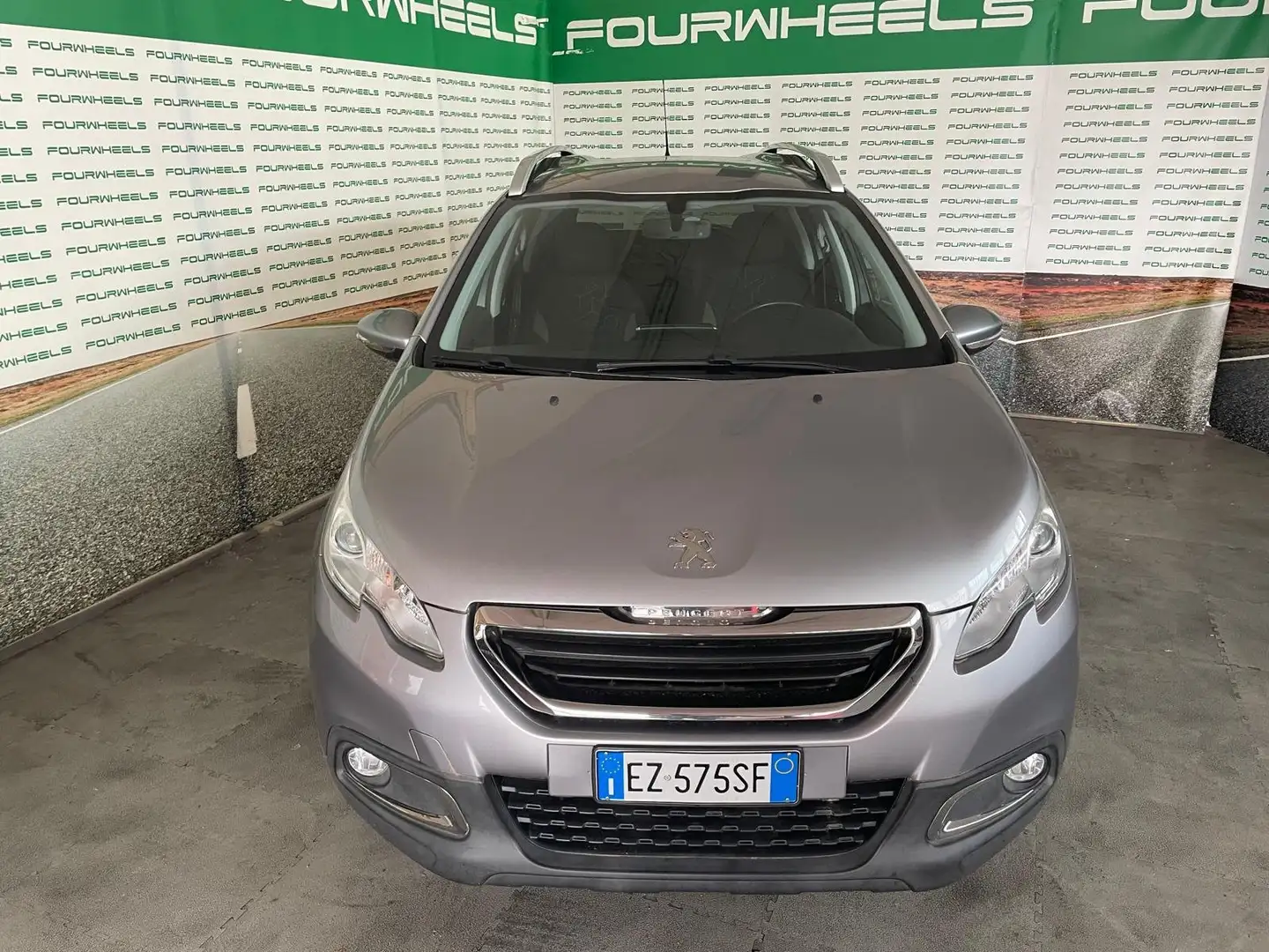 Peugeot 2008 2008 1.6 bluehdi Silber - 2