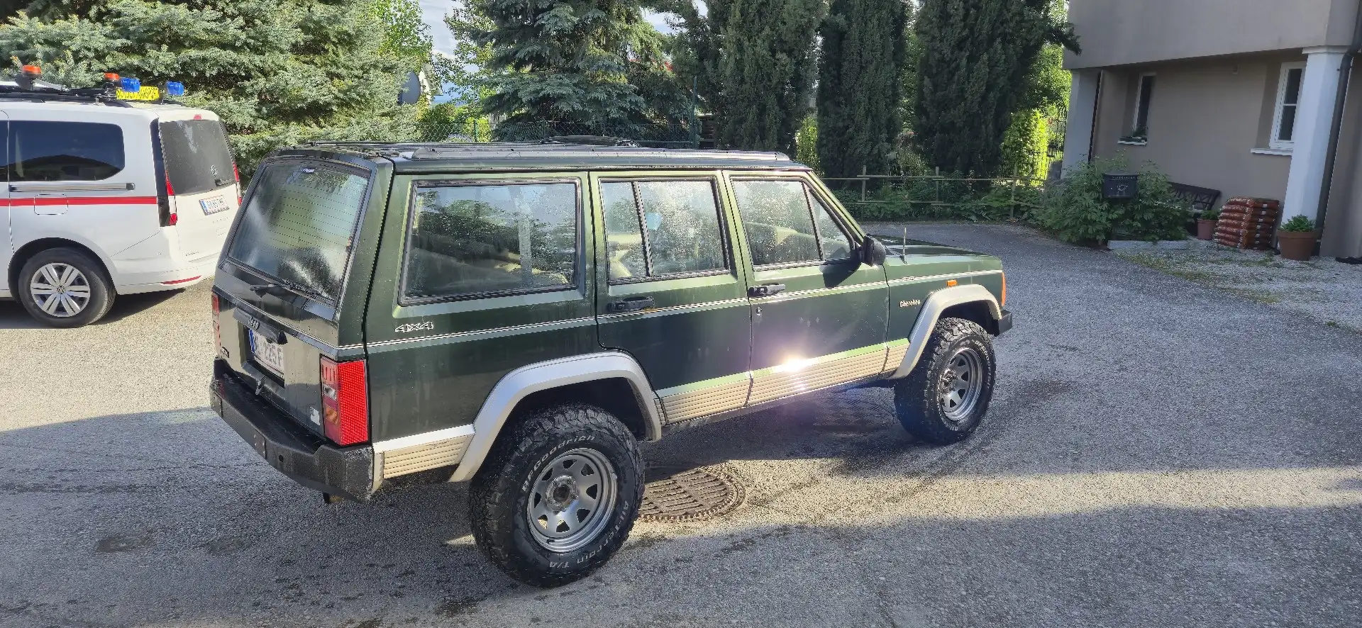 Jeep Cherokee 4,0 Aut. - 2