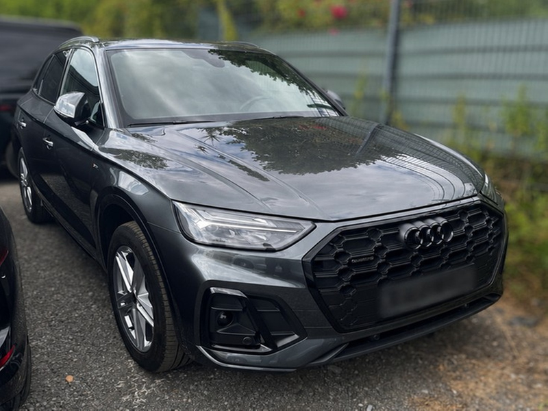 Audi Q5 40 TFSI S tronic quattro S line LED AHK Optik P... — photo 2