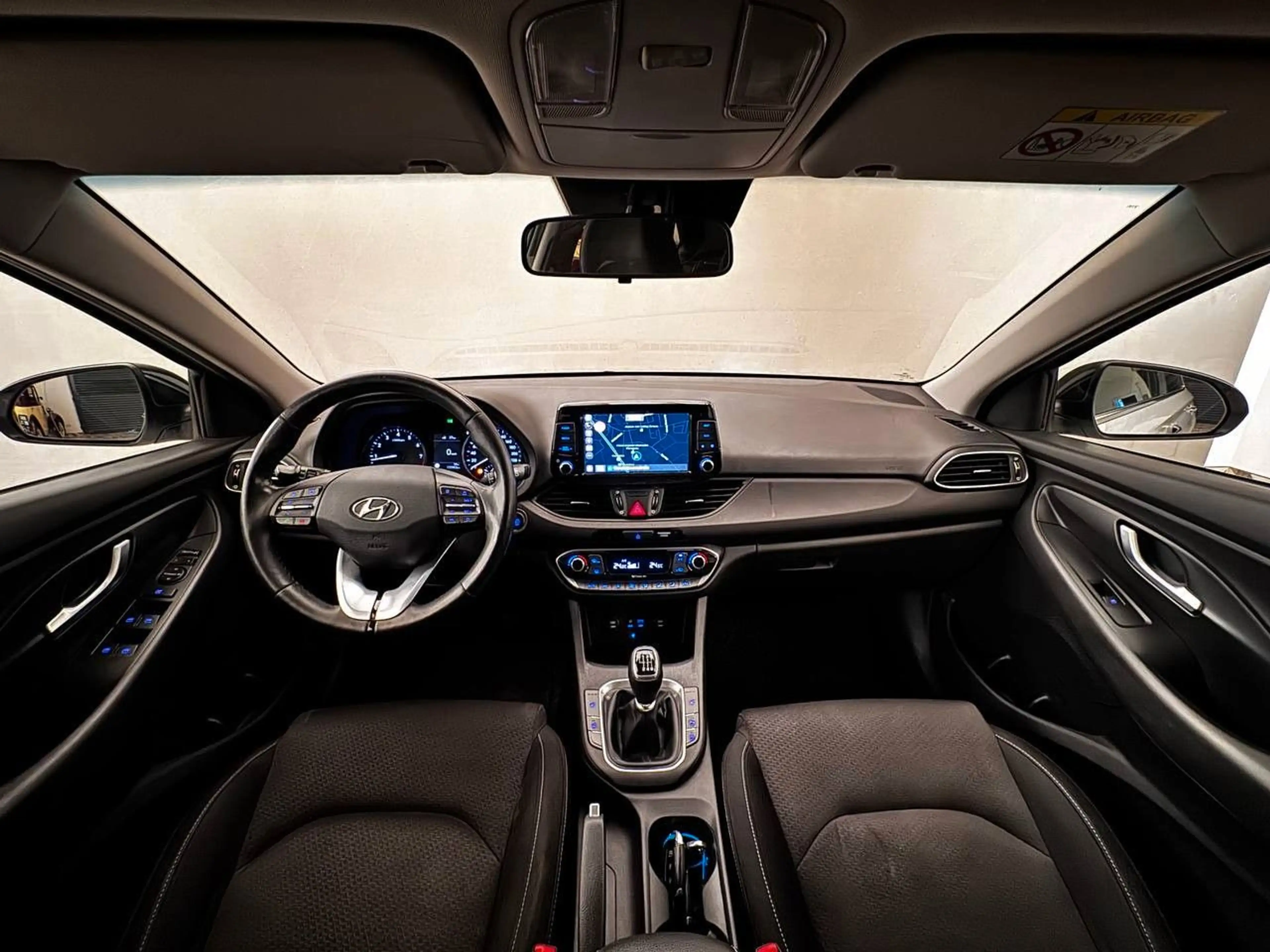 Hyundai i30 Intro Sonderausstattung — photo 8