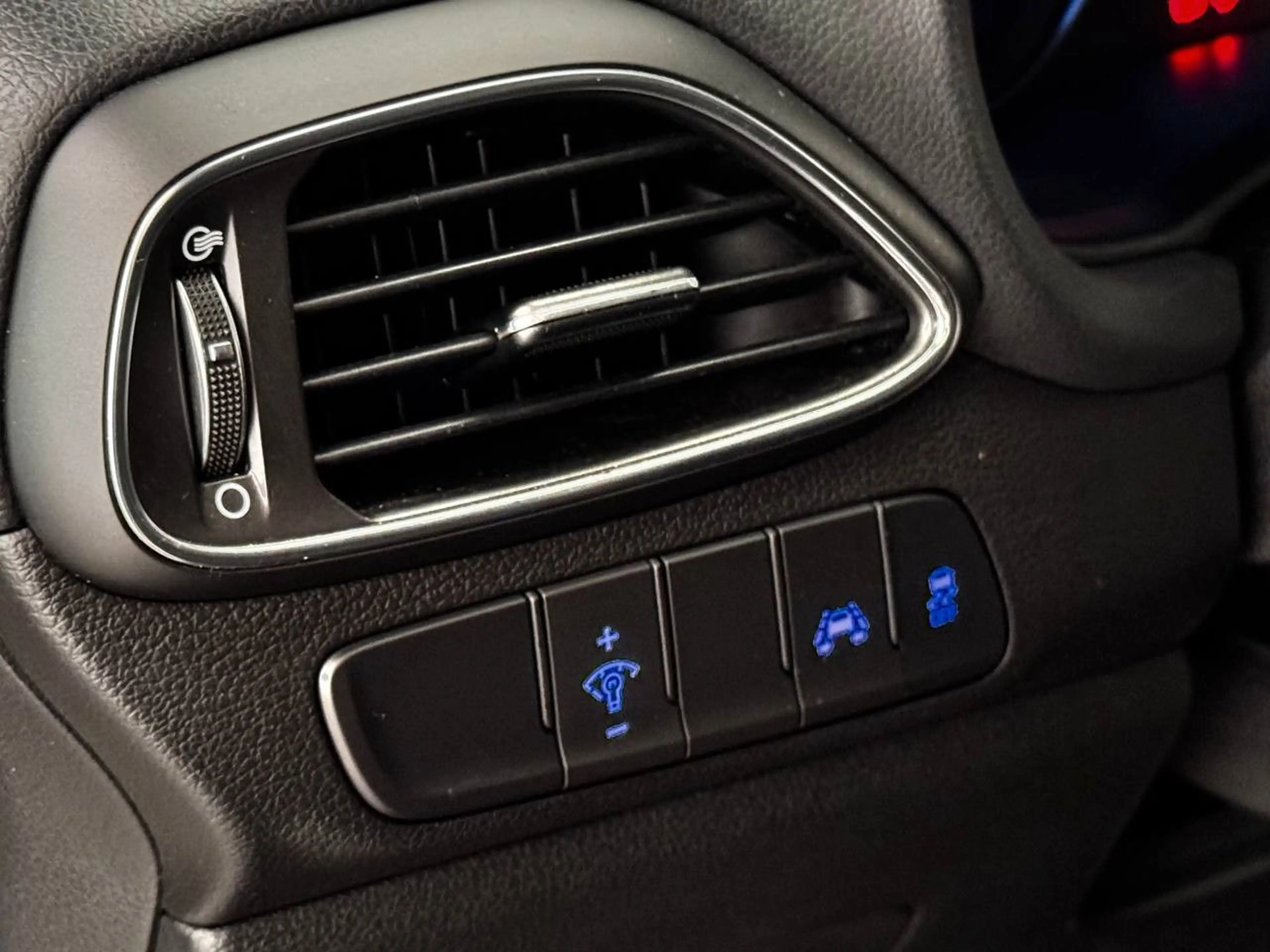 Hyundai i30 Intro Sonderausstattung — photo 10