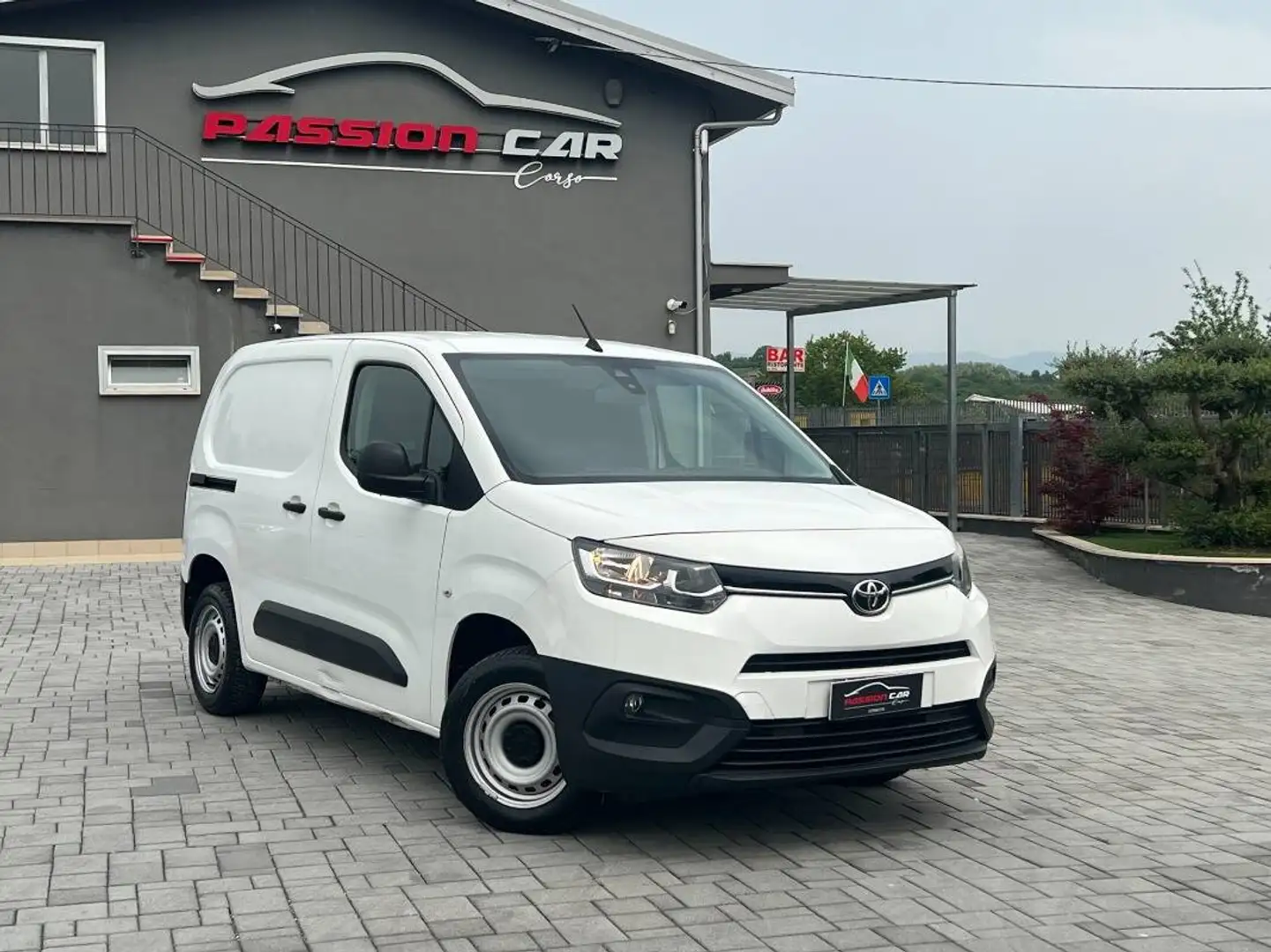 Toyota Proace City 1.5D 100cv S&S L1 D Comfort Bianco - 1
