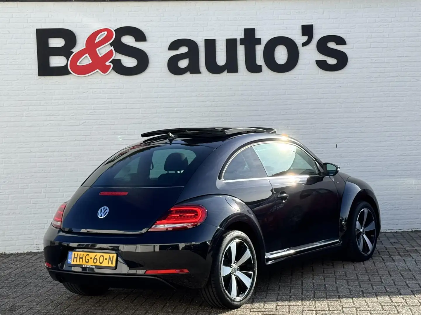Volkswagen Beetle 1.2 TSI Allstar Panoramadak Cruise control Climate Чорний - 2